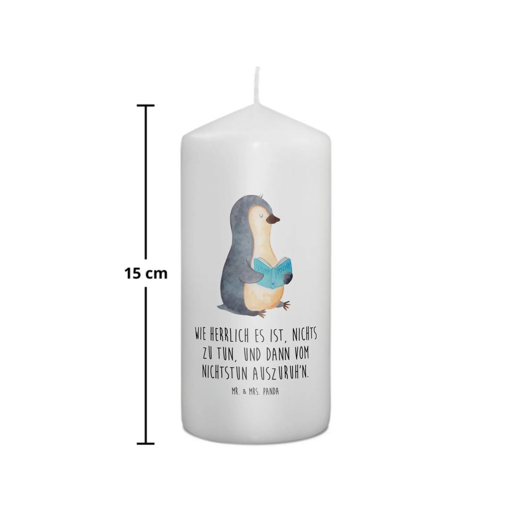 Candle Penguin A book Kommunionskerze, Wachskerze, Adventskerze, Stumpenkerze, Osterkerze, Schmuckkerze, Dekokerze, Bedruckte Kerze, Blockkerze, Tischkerze, Gartenkerze, Handgemachte Kerze, Laternenkerze, Dekorative Kerze, Erinnerungslicht, Kerze Mit Motiv, Grosse Kerze, Erinnerungskerze, Hochzeitskerze, Zylinderkerze, Geburtstagskerze, Kerze Mit Spruch, Wunschkerze, Dinnerkerze, Geburtskerze, Tafelkerze, Weihnachtskerze, Pinguin, Urlaub, Lesen, Bücherwurm, Pinguine, Nichtstun, Freizeit, Faulenzen, Buch, Ferien