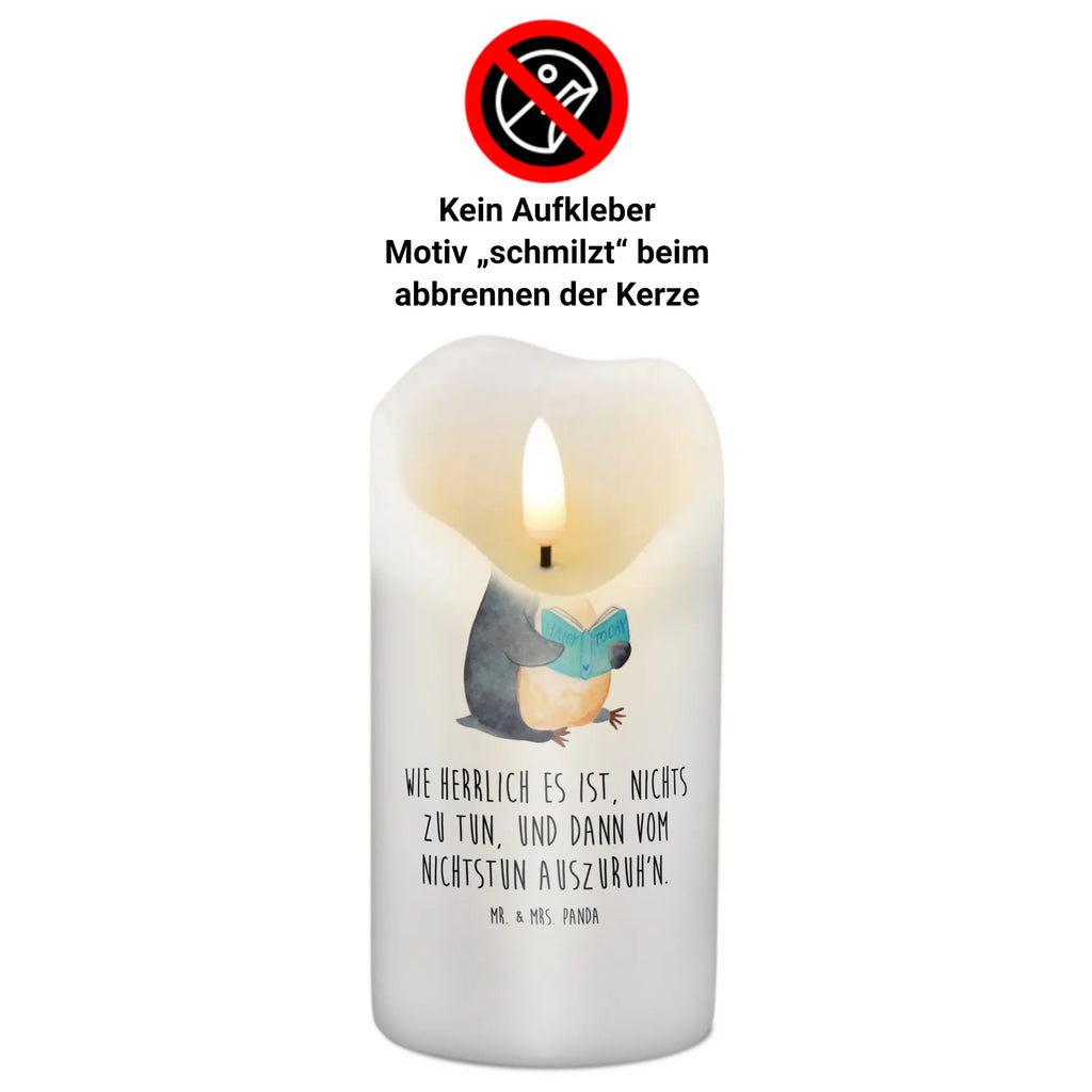 Candle Penguin A book Kommunionskerze, Wachskerze, Adventskerze, Stumpenkerze, Osterkerze, Schmuckkerze, Dekokerze, Bedruckte Kerze, Blockkerze, Tischkerze, Gartenkerze, Handgemachte Kerze, Laternenkerze, Dekorative Kerze, Erinnerungslicht, Kerze Mit Motiv, Grosse Kerze, Erinnerungskerze, Hochzeitskerze, Zylinderkerze, Geburtstagskerze, Kerze Mit Spruch, Wunschkerze, Dinnerkerze, Geburtskerze, Tafelkerze, Weihnachtskerze, Pinguin, Urlaub, Lesen, Bücherwurm, Pinguine, Nichtstun, Freizeit, Faulenzen, Buch, Ferien