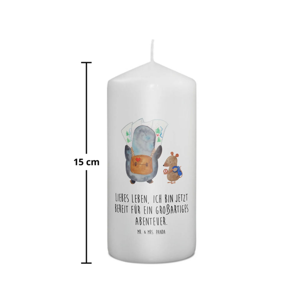 Candle Penguin & Mouse Hiker Zylinderkerze, Stumpenkerze, Gartenkerze, Geburtskerze, Wachskerze, Adventskerze, Dinnerkerze, Weihnachtskerze, Laternenkerze, Hochzeitskerze, Grosse Kerze, Wunschkerze, Handgemachte Kerze, Dekokerze, Kerze Mit Spruch, Tischkerze, Dekorative Kerze, Bedruckte Kerze, Geburtstagskerze, Schmuckkerze, Erinnerungslicht, Kommunionskerze, Osterkerze, Erinnerungskerze, Tafelkerze, Blockkerze, Kerze Mit Motiv, Pinguin, Roadtrip, Abenteuer, Pinguine, Wandern, Abenteurer, Ausflug, Wanderlust