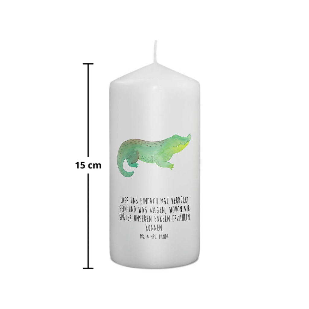 Kerze Krokodil Wachskerze, Laternenkerze, Adventskerze, Geburtskerze, Weihnachtskerze, Tischkerze, Erinnerungskerze, Kerze Mit Spruch, Tafelkerze, Handgemachte Kerze, Dekorative Kerze, Dekokerze, Blockkerze, Hochzeitskerze, Osterkerze, Stumpenkerze, Grosse Kerze, Wunschkerze, Dinnerkerze, Schmuckkerze, Geburtstagskerze, Bedruckte Kerze, Gartenkerze, Zylinderkerze, Kerze Mit Motiv, Kommunionskerze, Erinnerungslicht, Urlaub, Meer, Meerestiere, Spontan sein, Freundin, Abenteuerlust, Verrückt sein, Beste Freundin, Krokodil, Reiselust, Lieblingsmensch, Krokodile
