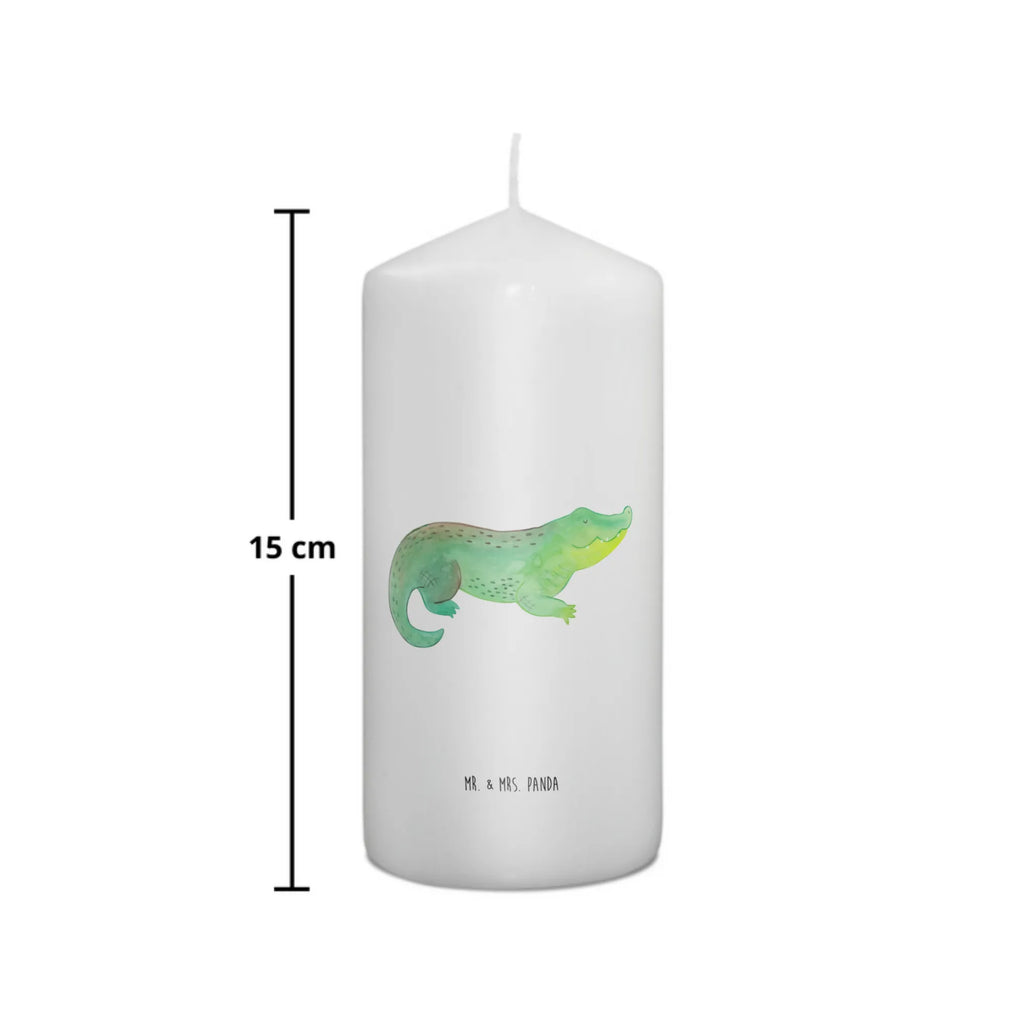 Kerze Krokodil Wachskerze, Laternenkerze, Adventskerze, Geburtskerze, Weihnachtskerze, Tischkerze, Erinnerungskerze, Kerze Mit Spruch, Tafelkerze, Handgemachte Kerze, Dekorative Kerze, Dekokerze, Blockkerze, Hochzeitskerze, Osterkerze, Stumpenkerze, Grosse Kerze, Wunschkerze, Dinnerkerze, Schmuckkerze, Geburtstagskerze, Bedruckte Kerze, Gartenkerze, Zylinderkerze, Kerze Mit Motiv, Kommunionskerze, Erinnerungslicht, Urlaub, Meer, Meerestiere, Spontan sein, Freundin, Abenteuerlust, Verrückt sein, Beste Freundin, Krokodil, Reiselust, Lieblingsmensch, Krokodile