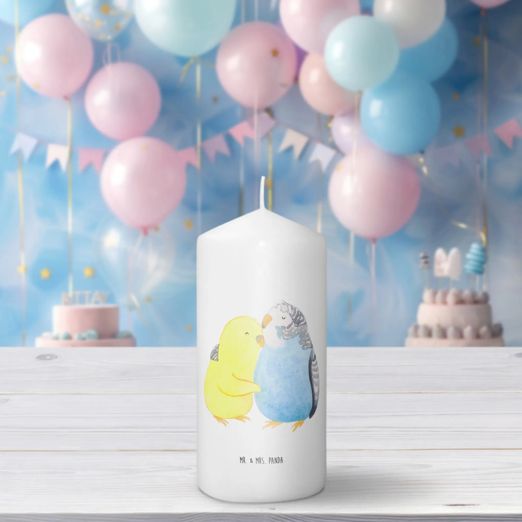 Candle Parakeets in love Metall-Kerze, Laternenkerze, Tafelkerze, Fair-Trade-Kerze, Kerze Für Geburtstag, Grabkerze, Dinnerkerzenpaar, Handgemachte Kerze, Kerze Für Taufe, Kerze Mit Fotoeinleger, Outdoor-Kerze, Kerze Mit Gravur, Kerze Mit Motiv, Kerze Für Hochzeit, Streukerze, Duftkerze, Kerze Mit Duft, Stumpenkerze, Votivkerze, Blockkerze, Kerze Als Gastgeschenk, Dinnerkerze, Sojawachskerze, Glas-Kerze, Kerze Mit Prägung, Gartenkerze, Stumpenkerzen-Set, Tischkerze, Kerze Für Weihnachten, Stearin­kerze, Trauerkerze, Kerze Für Advent, Kerze Für Ostern, Bio-Kerze, Handgegossene Kerze, Kerze Ohne Duft, Kerze Mit Namensgravur, Stabkerze, Kerze Für Firmung, Teelicht, Gedenkkerze, Grablicht, Kerze, Kerze Für Kommunion, Andachtskerze, Kerze Mit Spruch, Liebe, Partner, Freund, Freundin, Ehemann, Ehefrau, Heiraten, Verlobung, Heiratsantrag, Liebesgeschenk, Jahrestag, Hocheitstag, Vögel, Wellensittich, Vertrauen, Nähe, Kuscheln