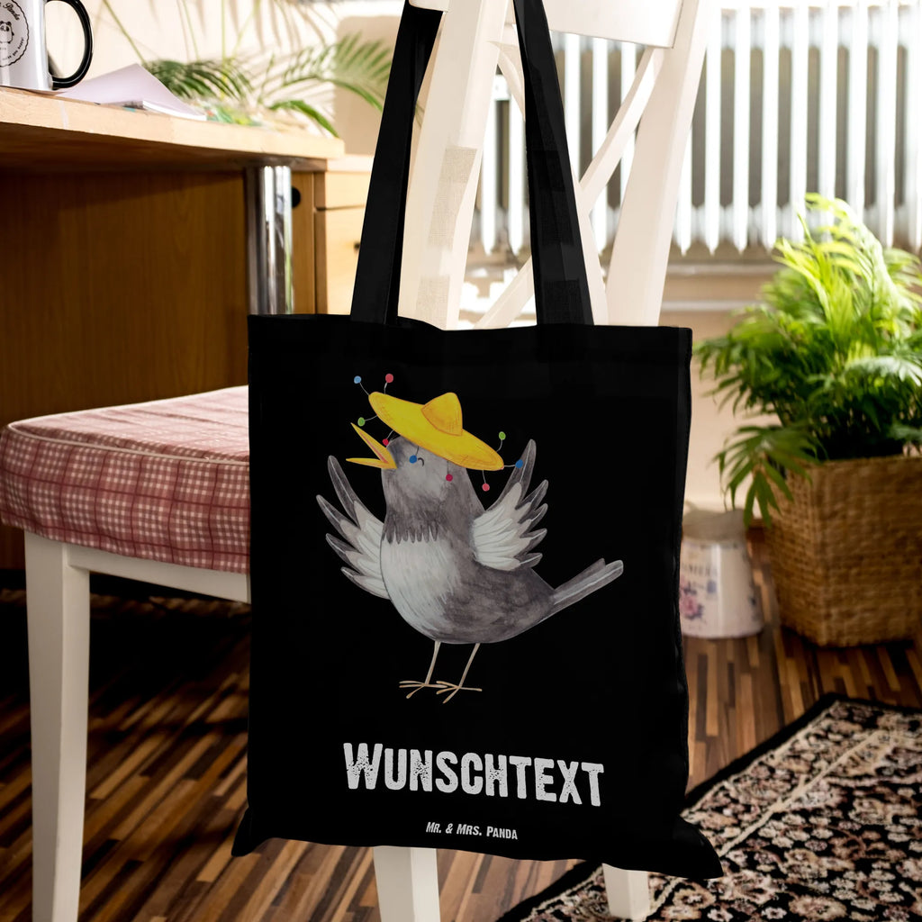 Personalised tote bag Crow sombrero Personalisierter Stoffbeutel, Personalisierter Beutel, Stoffbeutel mit Namen, Personalisierte Einkaufstasche, Personalisierte Jutetasche, Personalisierte Beuteltasche, Personalisierte Tasche, Einkaufstasche mit Namen, Personalisierter Jutebeutel, Personalisierte Kindergartentasche, Tragetasche mit Namen, Tiermotive, Gute Laune, lustige Sprüche, Tiere, Glück Spruch, froh, Vogel, Motivation, Rabe, Spruch positiv, Elster, Vögel, glücklich sein, fröhlich sein