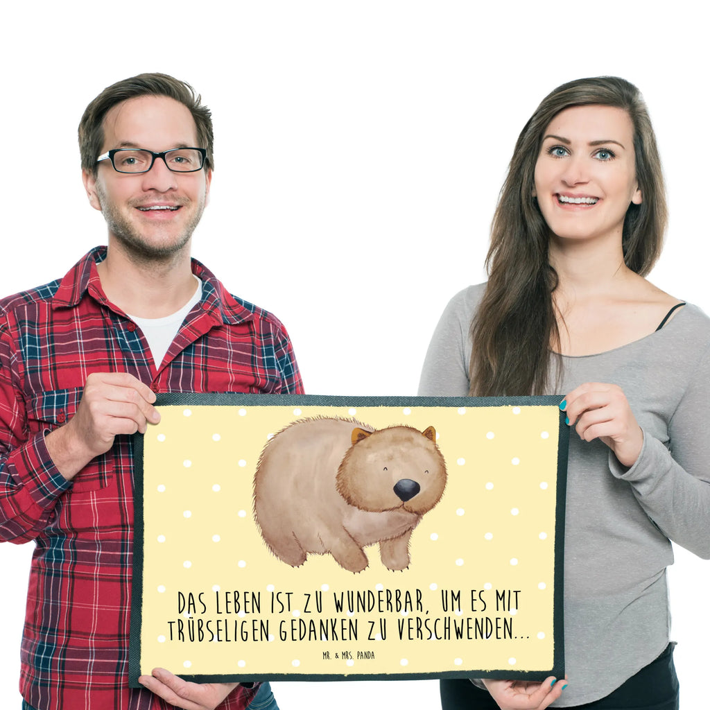 Fußmatte Wombat Sauberlaufmatte, Schmutzmatte, Eingangsteppich, abstreifer, schmutzfangmatten, Abtretmatte, flurmatte, Schuhabstreifer, Fussmatte, hausmatte, matte haustür, türmatten, außenmatte, Eingangsmatte, Schmutzfangmatte, Fußabstreifer, Schmutzfangteppich, Abtreter, Haustürmatte, fußmatte, Schmutzfänger, Türmatte, Fußabtreter, sauberlaufmatten, Türvorleger, Fußmatten, Gute Laune, Lustige Sprüche, Tiere, Tiermotive, Spruch, Motivation, Wombat, Das Leben Ist schön, Australien