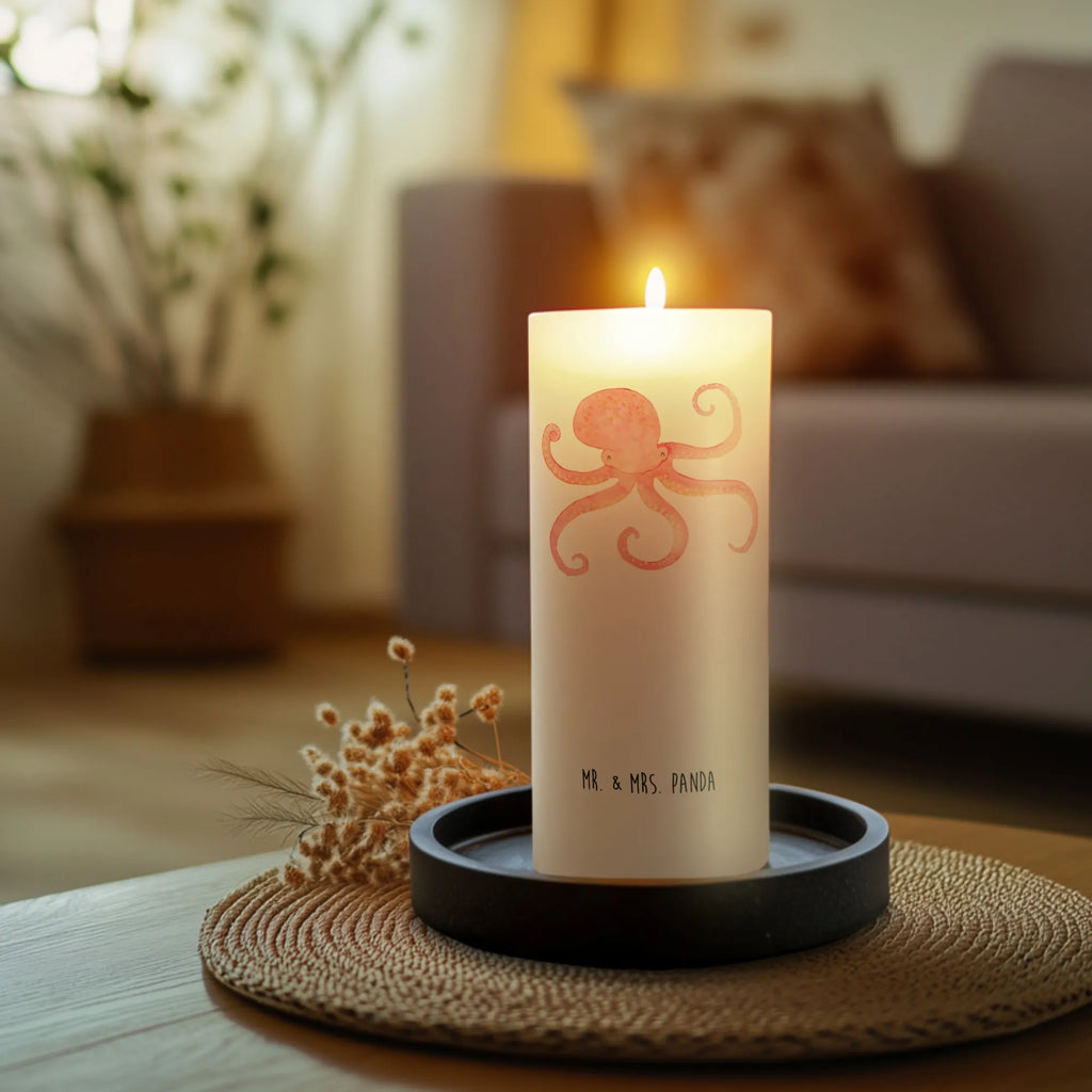 Candle Squid Blockkerze, Laternenkerze, Dekokerze, Tafelkerze, Hochzeitskerze, Kommunionskerze, Bedruckte Kerze, Tischkerze, Geburtstagskerze, Gartenkerze, Adventskerze, Dinnerkerze, Kerze Mit Spruch, Erinnerungslicht, Geburtskerze, Stumpenkerze, Osterkerze, Erinnerungskerze, Weihnachtskerze, Grosse Kerze, Dekorative Kerze, Wunschkerze, Zylinderkerze, Handgemachte Kerze, Kerze Mit Motiv, Wachskerze, Schmuckkerze, Gute Laune, Tiermotive, Tiere, Lustige Sprüche, Wasser, Tintenfisch, Ozean, Krake, Meerestier, Meer, Arme