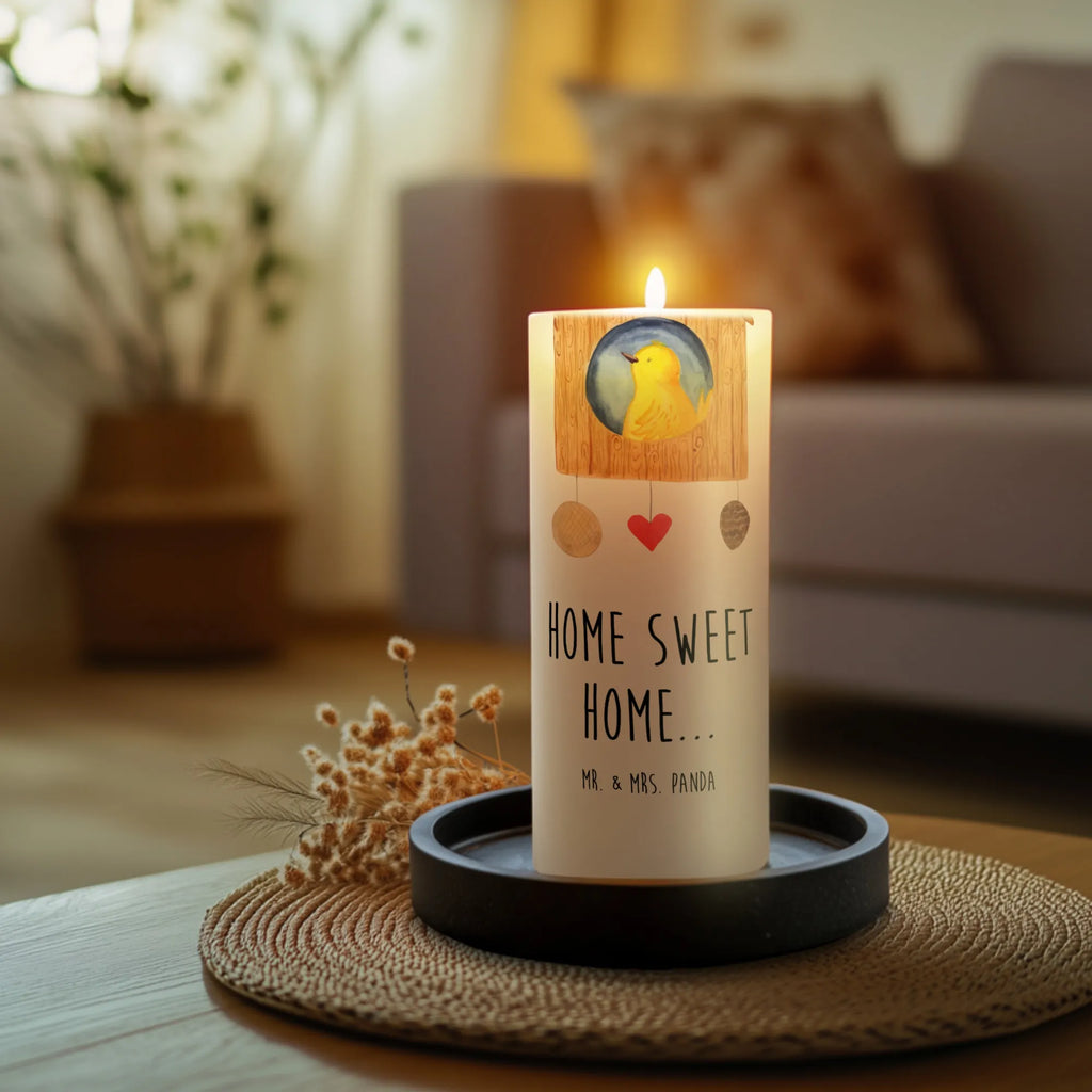 Candle birdhouse Home Geburtstagskerze, Grosse Kerze, Hochzeitskerze, Wachskerze, Kerze Mit Motiv, Zylinderkerze, Kommunionskerze, Dekorative Kerze, Tischkerze, Schmuckkerze, Erinnerungskerze, Handgemachte Kerze, Osterkerze, Adventskerze, Stumpenkerze, Geburtskerze, Bedruckte Kerze, Kerze Mit Spruch, Weihnachtskerze, Gartenkerze, Dekokerze, Laternenkerze, Tafelkerze, Blockkerze, Wunschkerze, Erinnerungslicht, Dinnerkerze, Gute Laune, Tiermotive, Tiere, Lustige Sprüche, Vogel, Einzugsgeschenk, Geschenk, Vogelhaus, Haus, Hausbau, Einzug, Home Sweet Home, Umzug