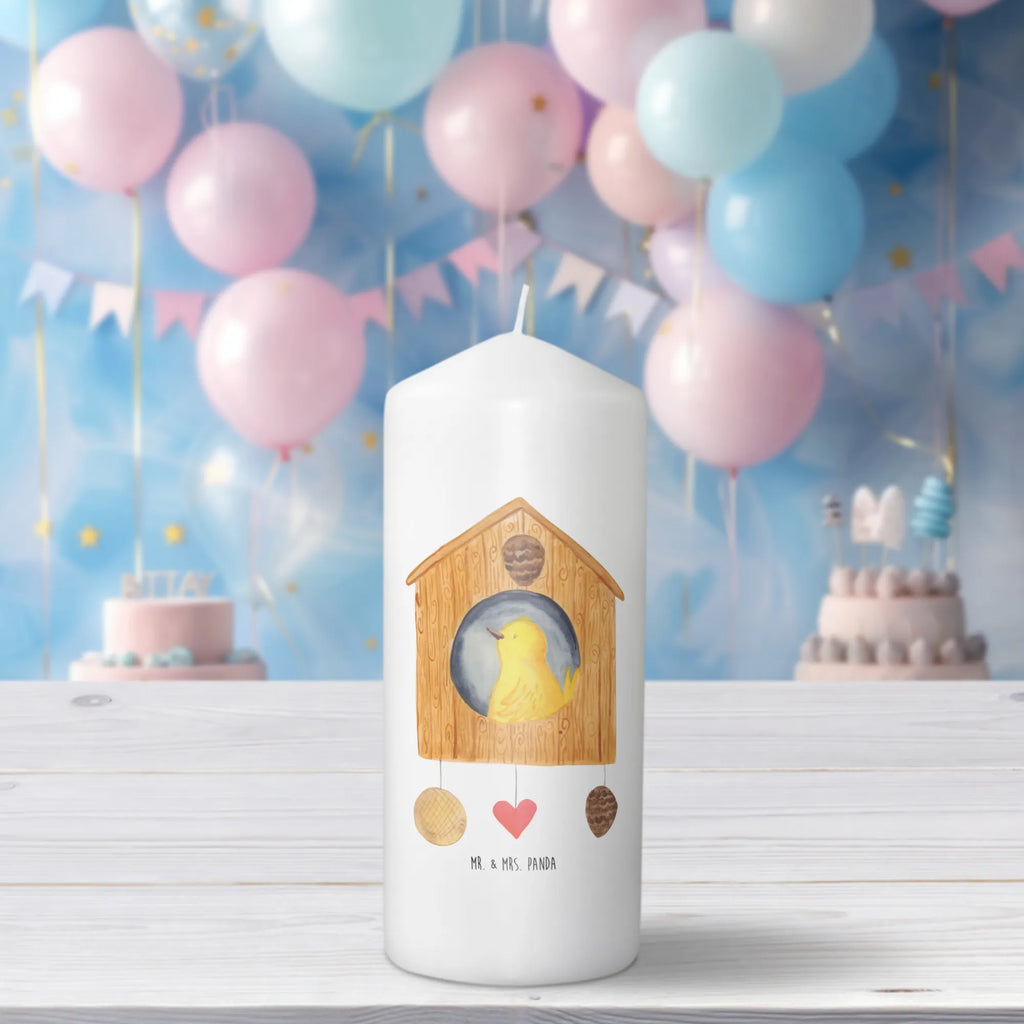 Candle birdhouse Home Geburtstagskerze, Grosse Kerze, Hochzeitskerze, Wachskerze, Kerze Mit Motiv, Zylinderkerze, Kommunionskerze, Dekorative Kerze, Tischkerze, Schmuckkerze, Erinnerungskerze, Handgemachte Kerze, Osterkerze, Adventskerze, Stumpenkerze, Geburtskerze, Bedruckte Kerze, Kerze Mit Spruch, Weihnachtskerze, Gartenkerze, Dekokerze, Laternenkerze, Tafelkerze, Blockkerze, Wunschkerze, Erinnerungslicht, Dinnerkerze, Gute Laune, Tiermotive, Tiere, Lustige Sprüche, Vogel, Einzugsgeschenk, Geschenk, Vogelhaus, Haus, Hausbau, Einzug, Home Sweet Home, Umzug