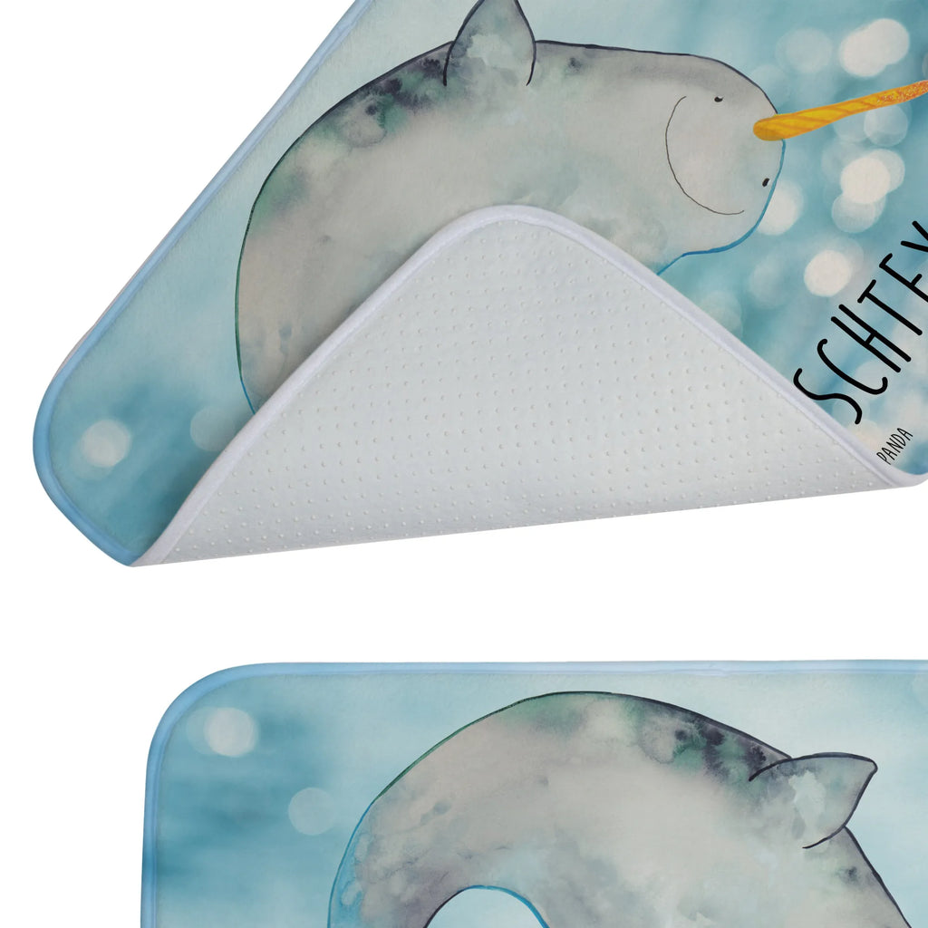 Personalisierter Badvorleger Narwal Badvorleger Mit Bestickung, Badvorleger Vintage Mit Namen, Webegeschenk mit Firmennamen, Badvorleger Klassisch Mit Wunschtext, Saugfähiger Badvorleger Mit Wunschtext, Badezimmerteppich Personalisiert, Badezimmermatte Mit Wunschtext, Personaliserter Badvorleger, Badvorleger Modern Mit Namen, Badvorleger Baumwolle Mit Namen, Badvorleger Klein Mit Namen, Badvorleger Für Dusche Mit Wunschtext, Badvorleger Gäste-WC Personalisiert, Badvorleger Weiß Mit Namen, Runder Badvorleger Personalisiert, Badvorleger Für Badewanne Mit Namen, Duschvorleger Mit Namen, Werbegeschenk mit Text, Badvorleger Selbst Gestalten, Badvorleger Design Mit Gravur, Badezimmer Matte Mit Namen, Duschvorlage, Badvorleger Mikrofaser Personalisiert, Badematten Set Personalisiert, Badteppich Mit Wunschtext, Badematte Mit Namen, Badvorleger Mit Wunschtext, Weicher Badvorleger Mit Wunschtext, Badvorleger Nachhaltig Mit Namen, Badematte Rutschfest Mit Namen, Badvorleger Gemustert Mit Wunschtext, Badvorleger Mit Namen, Badtextilien, Badvorleger Groß Mit Wunschtext, Rutschfester Badvorleger Mit Namen, Badvorleger Mit Gravur, Badgarnitur Mit Wunschtext, Bad Teppich, Badvorleger Schwarz Mit Wunschtext, Badvorleger Mit Initialen, Badläufer Mit Namen, Waschbarer Badvorleger Mit Namen, Teppich Fürs Bad Mit Namen, Bad Fußmatte Personalisiert, Badmatte Waschbar Mit Wunschtext, Rechteckiger Badvorleger Mit Namen, Meer, Urlaub, Meerestiere, Junggesellin, Kinderzimmer, Hausfrau, Putzen, Aufräumen, Wal, Narwal