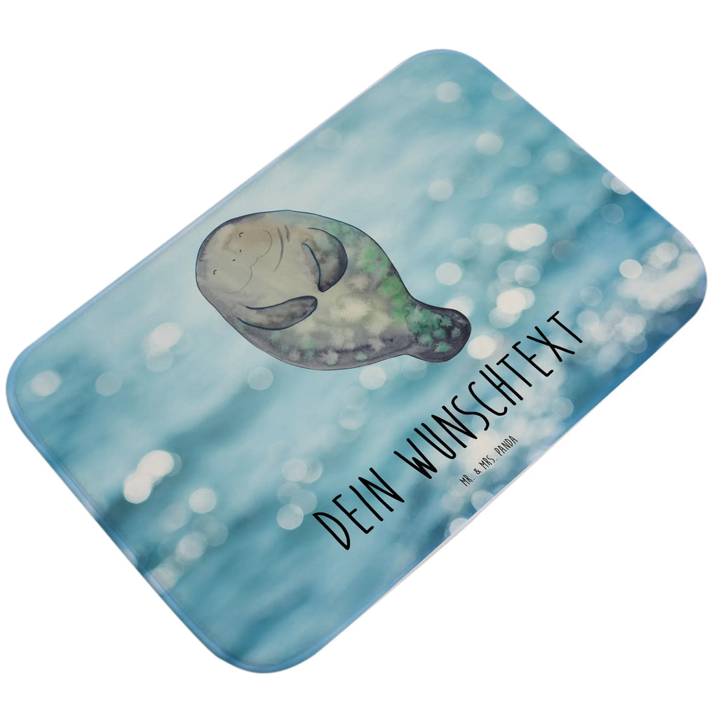Personalisierter Badvorleger Seekuh happy Rechteckiger Badvorleger Mit Namen, Bad Fußmatte Personalisiert, Waschbarer Badvorleger Mit Namen, Badvorleger Gäste-WC Personalisiert, Badvorleger Gemustert Mit Wunschtext, Badematten Set Personalisiert, Badvorleger Mit Initialen, Badvorleger Groß Mit Wunschtext, Badvorleger Klassisch Mit Wunschtext, Badvorleger Mit Gravur, Badvorleger Mit Bestickung, Badezimmer Matte Mit Namen, Badvorleger Schwarz Mit Wunschtext, Badvorleger Design Mit Gravur, Badvorleger Für Badewanne Mit Namen, Badvorleger Weiß Mit Namen, Badvorleger Vintage Mit Namen, Badvorleger Mit Wunschtext, Badvorleger Modern Mit Namen, Badezimmermatte Mit Wunschtext, Badteppich Mit Wunschtext, Badläufer Mit Namen, Runder Badvorleger Personalisiert, Personaliserter Badvorleger, Teppich Fürs Bad Mit Namen, Badvorleger Nachhaltig Mit Namen, Weicher Badvorleger Mit Wunschtext, Badvorleger Selbst Gestalten, Badvorleger Mikrofaser Personalisiert, Badematte Mit Namen, Badezimmerteppich Personalisiert, Duschvorleger Mit Namen, Webegeschenk mit Firmennamen, Badvorleger Mit Namen, Rutschfester Badvorleger Mit Namen, Werbegeschenk mit Text, Badvorleger Klein Mit Namen, Badematte Rutschfest Mit Namen, Badvorleger Für Dusche Mit Wunschtext, Badmatte Waschbar Mit Wunschtext, Saugfähiger Badvorleger Mit Wunschtext, Badvorleger Baumwolle Mit Namen, Badgarnitur Mit Wunschtext, Meerestiere, Meer, Urlaub, Neustart, Seekuh, Freundin, Neuanfang, Zufrieden, Liebeskummer, Achtsamkeit, Selbstliebe, Respekt, Seekühe