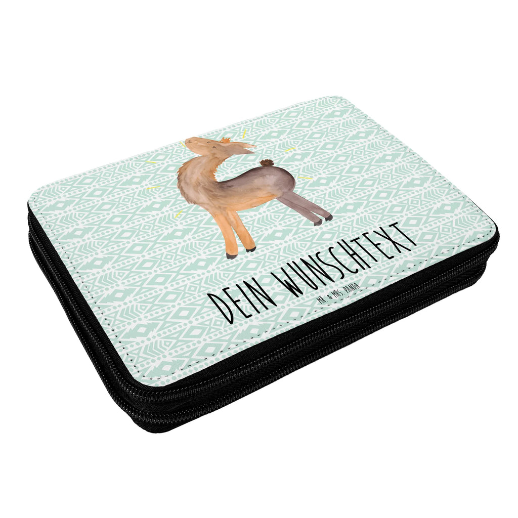 Personalisierte Federmappe Lama stolz Einschulung, Büro Stifte Etui, Schule, Schülerin, Kind, Schüler, Personalisierte Stiftetasche, Federmappe Einschulung, Personalisierte Federmappe, Federmäppchen mit Namen, PersonalisierteS Stifte Etui, Stiftemappe mit Namen, Kinder Federmappe, PersonalisierteS Federmäppchen, Grundschule, Federmäppchen bedruckt, Federmappe mit Namen, Stifterolle mit Namen, Personalisierte Stifterolle, Geschenk, Motiv, Bestückte Federmappe, Lama, Alpaka, Kumpel, Lamas, Freundinnen, Anders, Freundin, Familie, Neustart, Family, stolz, Außenseiter, Hippie, beste Freundin