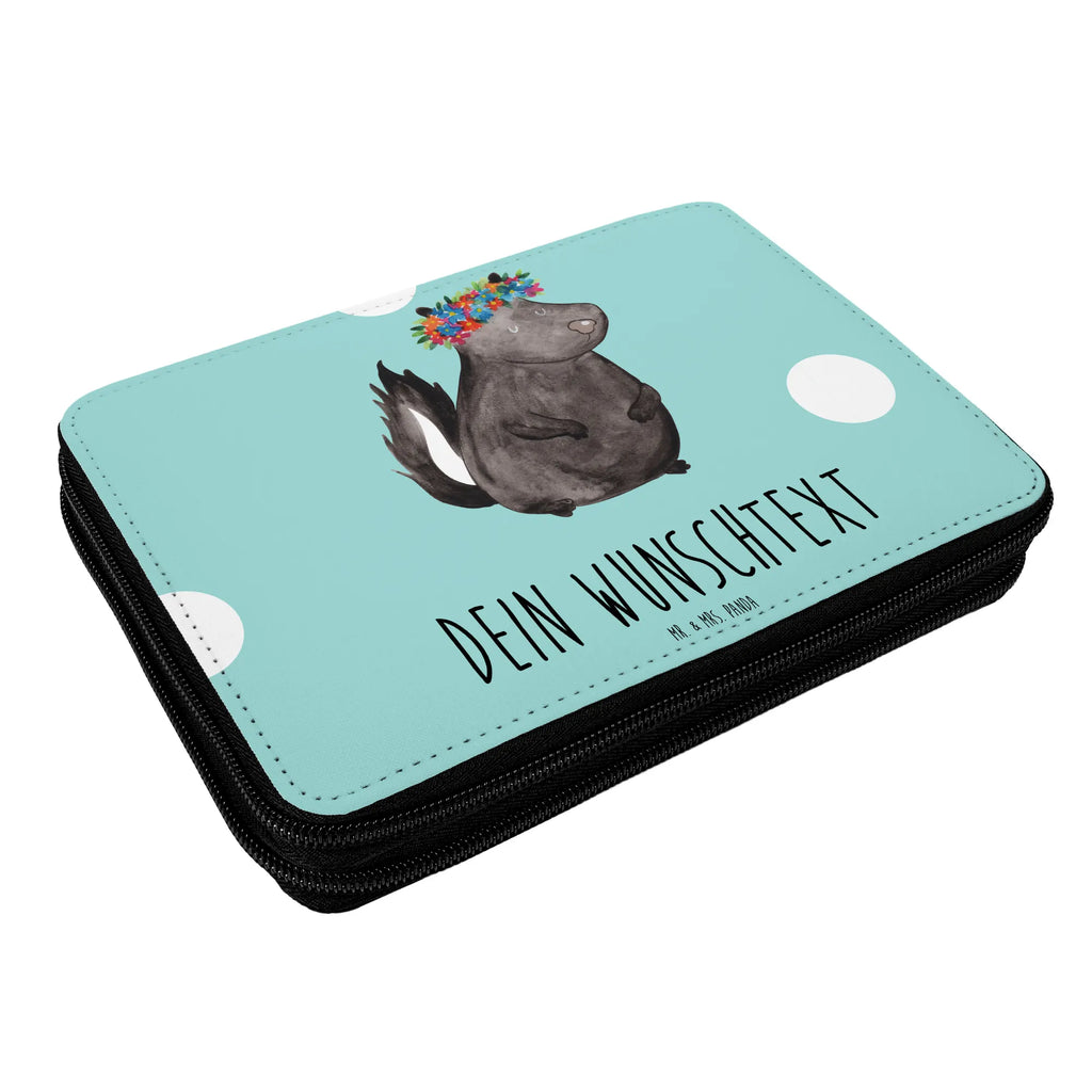 Personalisierte Federmappe Stinktier Blumenmaedchen Büro Stifte Etui, Stifterolle mit Namen, Stiftemappe mit Namen, Bestückte Federmappe, Geschenk, Motiv, Personalisierte Stiftetasche, Grundschule, Federmappe mit Namen, PersonalisierteS Federmäppchen, Federmäppchen mit Namen, Schüler, Einschulung, Federmappe Einschulung, Federmäppchen bedruckt, Kinder Federmappe, Schülerin, Personalisierte Stifterolle, Schule, Personalisierte Federmappe, Kind, PersonalisierteS Stifte Etui, Stinktier, Skunk, Stinker, Raubtier, Namaste, Yoga, Stinki, Wildtier