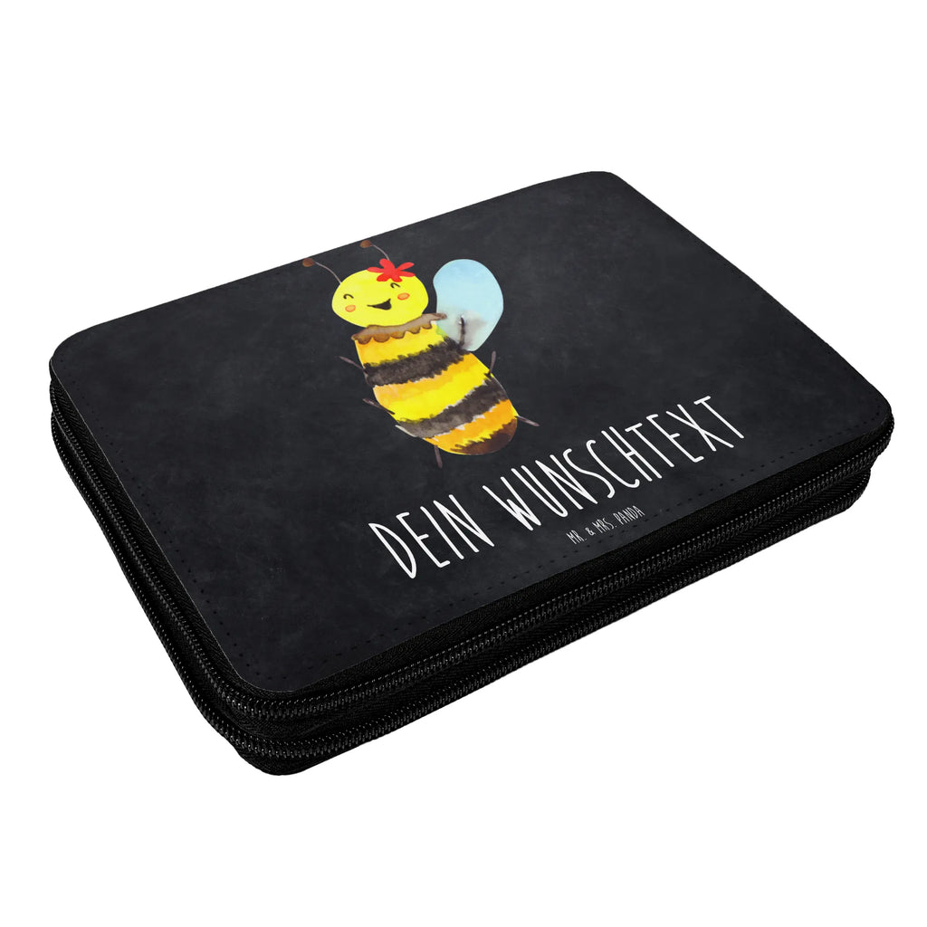 Personalised leather folder bee happy Personalisierte Stifterolle, Einschulung, PersonalisierteS Stifte Etui, Bestückte Federmappe, Grundschule, Kind, Schüler, Geschenk, Motiv, Personalisierte Federmappe, Stiftemappe mit Namen, Federmappe Einschulung, Schülerin, Personalisierte Stiftetasche, Büro Stifte Etui, PersonalisierteS Federmäppchen, Federmäppchen mit Namen, Federmäppchen bedruckt, Kinder Federmappe, Schule, Federmappe mit Namen, Stifterolle mit Namen, Biene, Wespe, Hummel