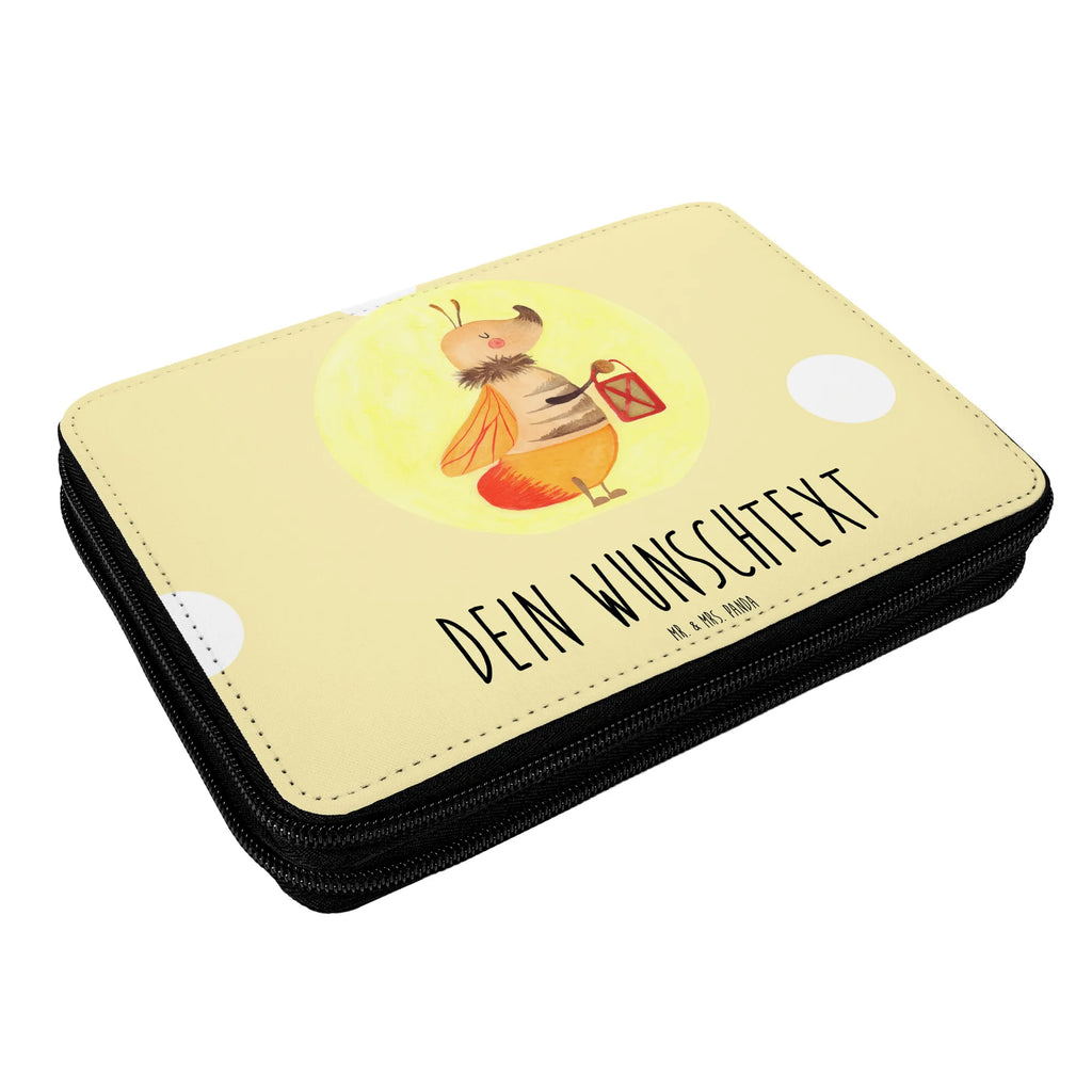 Personalisierte Federmappe Glühwürmchen Kinder Federmappe, Stiftemappe mit Namen, Personalisierte Stifterolle, Büro Stifte Etui, PersonalisierteS Federmäppchen, Schülerin, Motiv, Schüler, PersonalisierteS Stifte Etui, Geschenk, Federmäppchen bedruckt, Federmäppchen mit Namen, Schule, Personalisierte Federmappe, Federmappe Einschulung, Grundschule, Federmappe mit Namen, Personalisierte Stiftetasche, Bestückte Federmappe, Stifterolle mit Namen, Kind, Einschulung, Tiermotive, Gute Laune, lustige Sprüche, Tiere, Glühwurm, Liebesspruch, Heiratsantrag, magisch, Verlobung, Leuchten, Liebesbeweis, Glühwürmchen, Lieblingsmensch, Jahrestag, Liebe, Falter