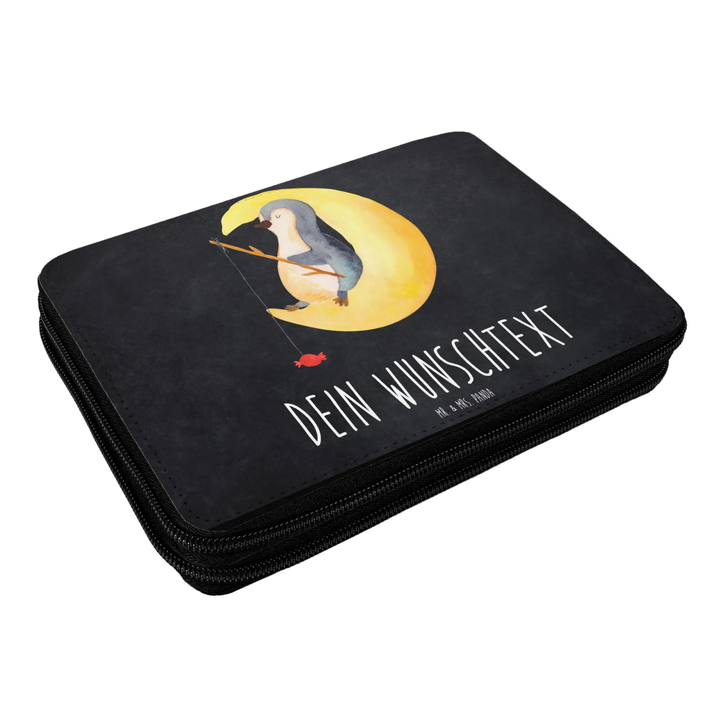 Personalisierte Federmappe Pinguin Mond PersonalisierteS Stifte Etui, PersonalisierteS Federmäppchen, Personalisierte Federmappe, Personalisierte Stiftetasche, Federmäppchen mit Namen, Federmappe mit Namen, Personalisierte Stifterolle, Stifterolle mit Namen, Stiftemappe mit Namen, Pinguin, Einschlafen, Gästezimmer, Schlafzimmer, Spruch, Nachtruhe, Pinguine, schlafen, Schlafstörungen