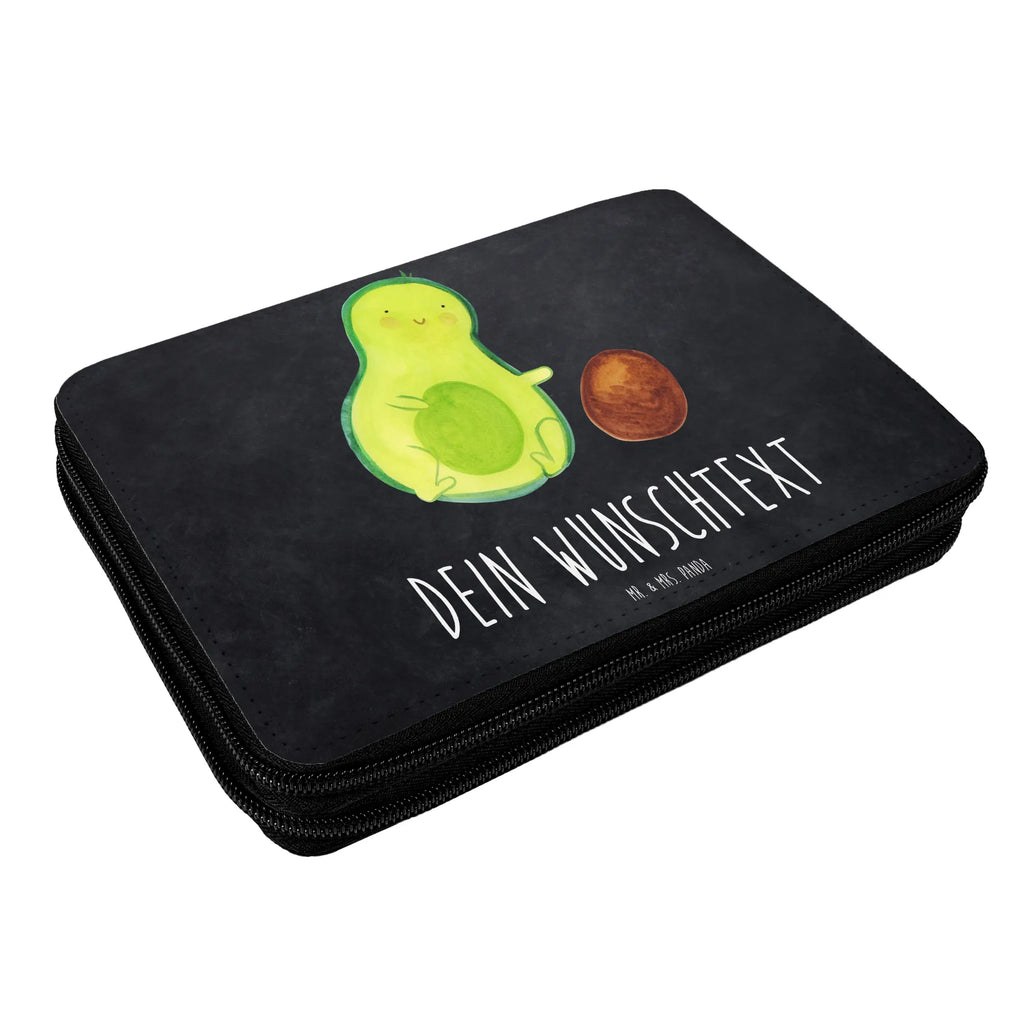 Personalisierte Federmappe Avocado rollt Kern Stiftemappe mit Namen, Federmappe mit Namen, Motiv, Federmappe Einschulung, PersonalisierteS Federmäppchen, Geschenk, Einschulung, Personalisierte Stiftetasche, Schule, Personalisierte Federmappe, Schülerin, Schüler, Grundschule, Stifterolle mit Namen, PersonalisierteS Stifte Etui, Kinder Federmappe, Federmäppchen bedruckt, Kind, Büro Stifte Etui, Federmäppchen mit Namen, Bestückte Federmappe, Personalisierte Stifterolle, Avocado, Veggie, Vegan, Gesund, Baby, Schwanger, Geburtstag, Liebe, große Liebe, Love, Avocados, erstes Kind, zur Geburt, Geburt, Schwangerschaft, Säugling, Babyparty