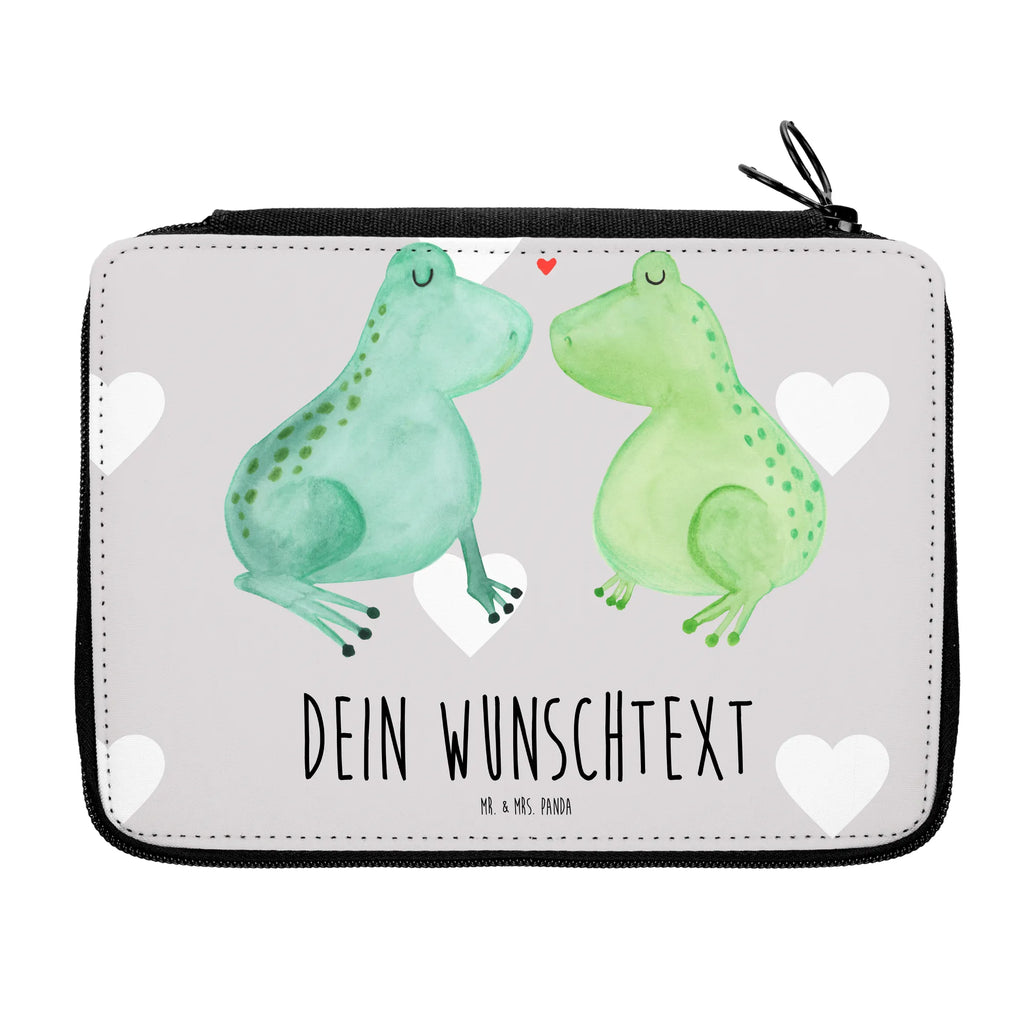 Personalisierte Federmappe Frosch Liebe Bestückte Federmappe, Büro Stifte Etui, Federmappe Einschulung, Grundschule, Geschenk, Stiftemappe mit Namen, Schüler, Federmappe mit Namen, PersonalisierteS Federmäppchen, Personalisierte Stiftetasche, Personalisierte Stifterolle, Personalisierte Federmappe, Federmäppchen bedruckt, Federmäppchen mit Namen, Einschulung, Kind, Kinder Federmappe, Schule, PersonalisierteS Stifte Etui, Motiv, Stifterolle mit Namen, Schülerin, Liebe, Partner, Freund, Freundin, Ehemann, Ehefrau, Heiraten, Verlobung, Heiratsantrag, Liebesgeschenk, Jahrestag, Hocheitstag, Geschenk Hochzeit, Hochzeitstag, Frosch, Geschenk Freund, Geschenk Freundin, Frösche, Fröschchen, Verheiratet, Verlobt, Verliebt, Liebesbeweis, Froschkönig
