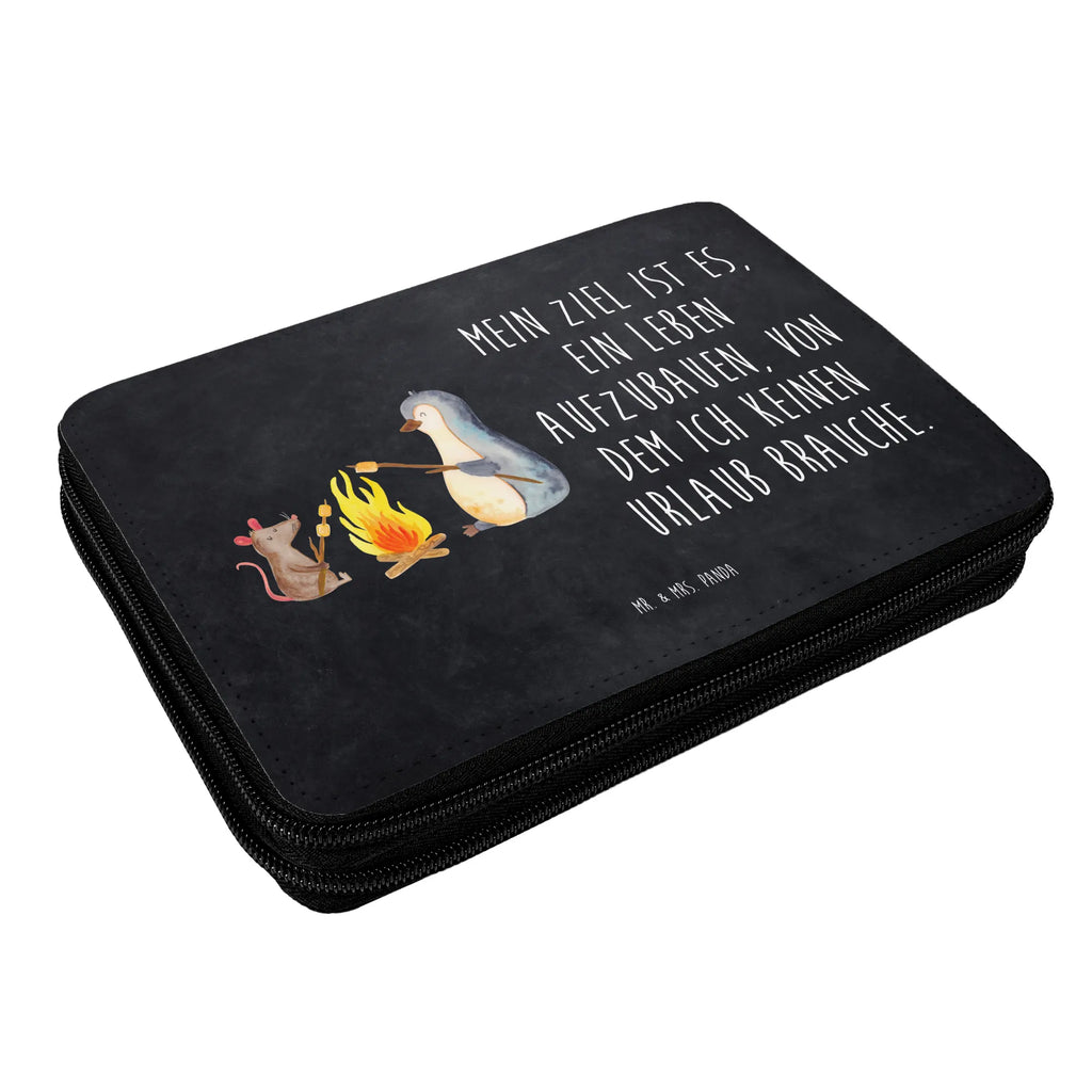 Leather folder Penguin campfire Stiftemappe, Bleistiftetui, Mäppchen, Schüleretui, Federmäppchen, Schuletui, Buntstiftmäppchen, Farbstiftetui, Schulmäppchen, Schlampermäppchen, Bleistift Etui, Malmappe, Buntstiftetui, Federtasche, Schreibetui, Stifte Etui, Stiftetasche, Etui für Stifte, Stifteetui, Zeichenetui, Federmappe Set, Stiftebeutel, Schreibmappe, Pinguin, Grillen, Arbeit, Büroalltag, Marshmallows, Lagerfeuer, Liebe, Büro, Motivation, Job, Pinguine, Leben, Lebensmotivation, Feuer, Lebensspruch, Neustart, Maus