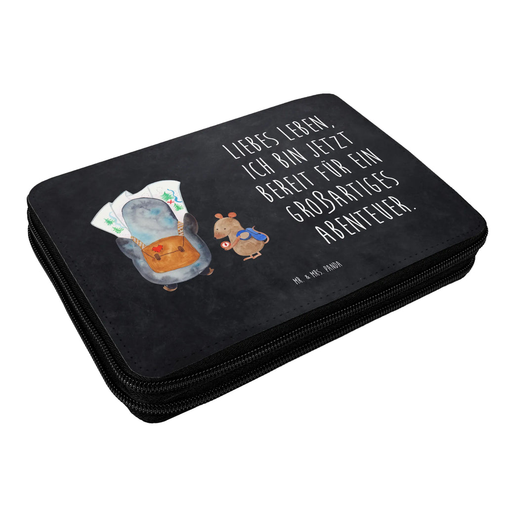 Leather folder Penguin & Mouse Hiker Büro Stifte Etui, Federmappe Einschulung, Stiftetasche, Federmäppchen bedruckt, Geschenk, Schüler, Schule, Stifterolle, Kind, Federmäppchen, Federmappe, Einschulung, Stifte Etui, Schülerin, Kinder Federmappe, Bestückte Federmappe, Motiv, Grundschule, Pinguin, Pinguine, Wanderlust, Abenteurer, Abenteuer, wandern, Roadtrip, Ausflug