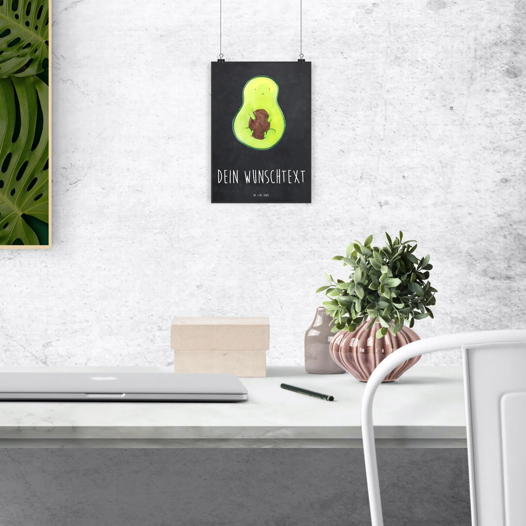 Personalisiertes Poster Avocado mit Kern Personalisiertes Designposter, Wandposter mit Namen, Personalisiertes Poster, Küchenposter mit Namen, Posterdruck mit Namen, Personalisiertes Handgemaltes Poster, Kinderposter mit Namen, Poster, Wanddeko Bild mit Namen, Personalisiertes Küchenposter, Wunschtext Poster, Wanddekoration mit Namen, Personalisierter Kunstdruck, Personalisiertes Kinderposter, Wanddeko mit Namen, Wanddeko Poster, Personalisierte Wanddeko Bild, Kunstdruck mit Namen, Personalisierter Posterdruck, Personalisierte Wanddekoration, Poster Selbst Gestalten, Personalisierte Wanddeko, Personalisiertes Bild, Wandposter, Bild mit Namen, Poster mit Namen, Personalisierte Raumdekoration, Personalisiertes Wandposter, Raumdekoration mit Namen, Veggie, Avocado, Vegan, Gesund, Pflanze, Avokado, Avocadokern, Kern, Spruch Leben
