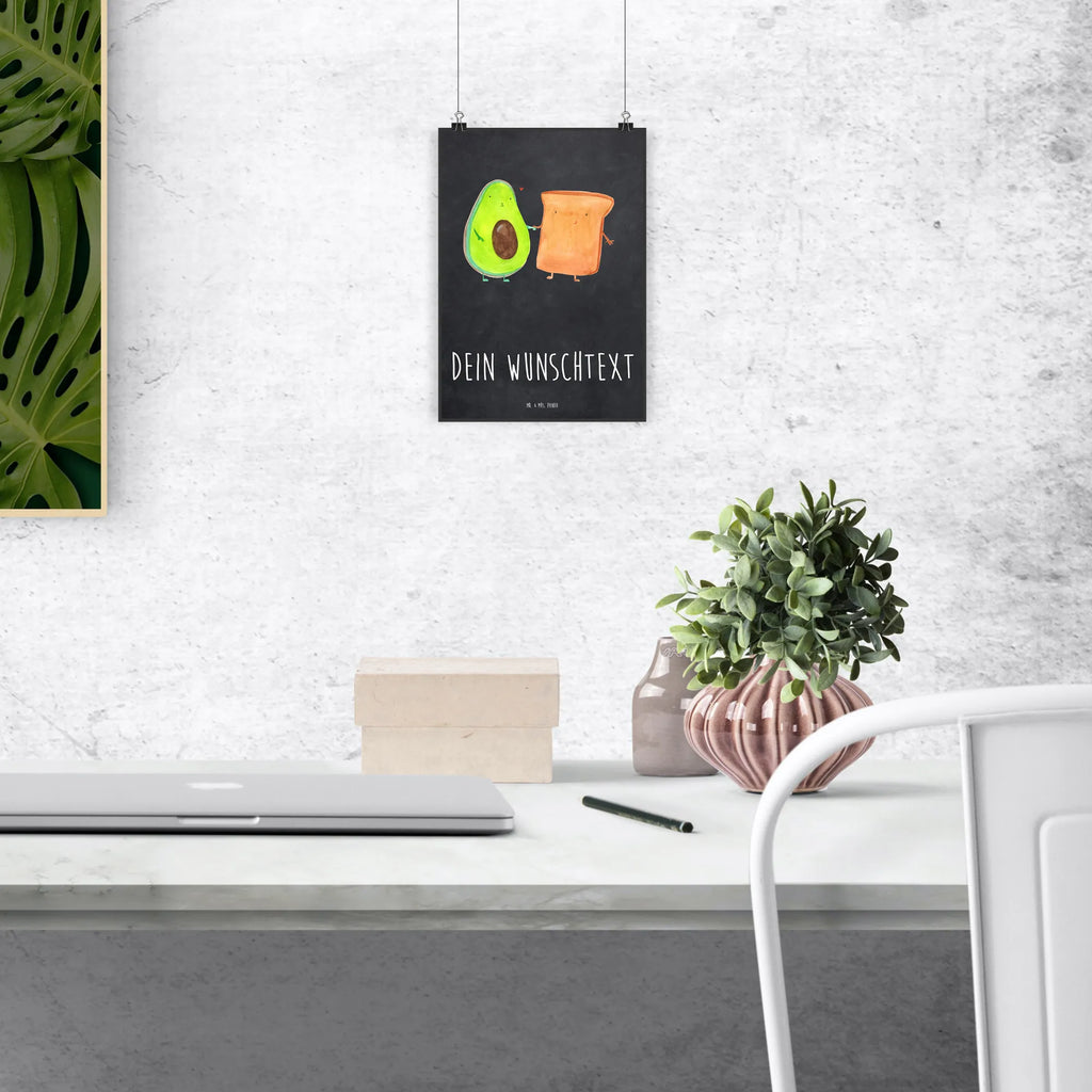 Personalisiertes Poster Avocado + Toast Wanddeko mit Namen, Wunschtext Poster, Personalisierter Kunstdruck, Wandposter mit Namen, Personalisiertes Bild, Kinderposter mit Namen, Poster mit Namen, Bild mit Namen, Posterdruck mit Namen, Küchenposter mit Namen, Personalisiertes Handgemaltes Poster, Personalisiertes Poster, Personalisierte Wanddeko, Wanddekoration mit Namen, Personalisiertes Designposter, Personalisierte Wanddekoration, Wanddeko Bild mit Namen, Personalisierter Posterdruck, Raumdekoration mit Namen, Poster, Wandposter, Personalisierte Wanddeko Bild, Personalisierte Raumdekoration, Poster Selbst Gestalten, Kunstdruck mit Namen, Personalisiertes Wandposter, Personalisiertes Küchenposter, Wanddeko Poster, Personalisiertes Kinderposter, Gesund, Veggie, Vegan, Avocado, Liebespaar, Hochzeit, Freund, Verlobt, Freundin, Toast, Verlobungsparty, Pärchen, Jahrestagsgeschenk, Toastbrot, Hochzeitsgeschenk, Jahrestag