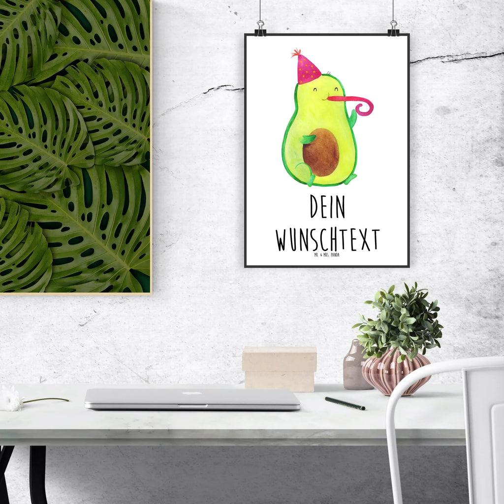 Personalisiertes Poster Avocado Partyhupe Personalisierter Kunstdruck, Personalisierte Wanddekoration, Wanddeko Poster, Wanddeko Bild mit Namen, Personalisierter Posterdruck, Wandposter mit Namen, Poster Selbst Gestalten, Wandposter, Personalisierte Wanddeko, Poster mit Namen, Personalisierte Wanddeko Bild, Poster, Posterdruck mit Namen, Wunschtext Poster, Küchenposter mit Namen, Personalisiertes Designposter, Personalisierte Raumdekoration, Personalisiertes Kinderposter, Personalisiertes Poster, Raumdekoration mit Namen, Personalisiertes Bild, Wanddekoration mit Namen, Kunstdruck mit Namen, Personalisiertes Handgemaltes Poster, Personalisiertes Wandposter, Personalisiertes Küchenposter, Wanddeko mit Namen, Kinderposter mit Namen, Bild mit Namen, Veggie, Avocado, Vegan, Gesund, Tröte, Feierlichkeit, Feier, Gute Laune, Party, Fete, Geburtstag