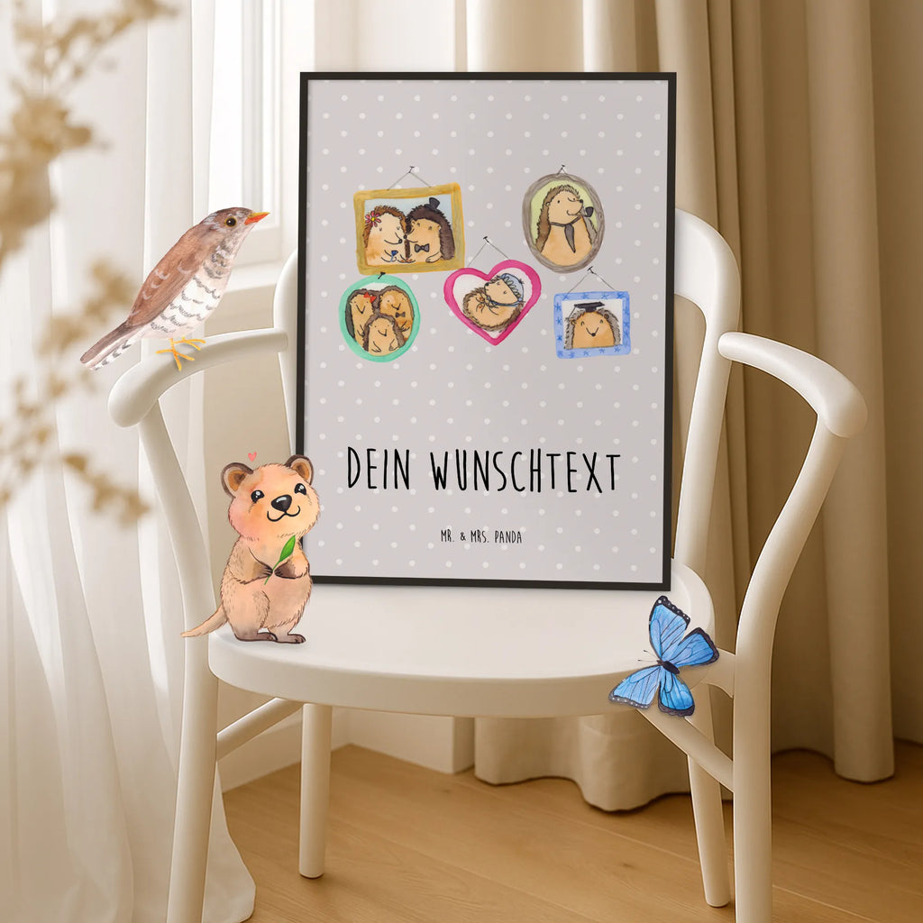Personalisiertes Poster Igel Familie Personalisierte Raumdekoration, Personalisiertes Designposter, Personalisiertes Poster, Wunschtext Poster, Personalisierte Wanddeko, Poster mit Namen, Wanddeko Bild mit Namen, Personalisiertes Handgemaltes Poster, Personalisiertes Küchenposter, Wanddekoration mit Namen, Poster selbst gestalten, Personalisierte Wanddeko Bild, Kinderposter mit Namen, Personalisierter Posterdruck, Wanddeko mit Namen, Personalisiertes Kinderposter, Wandposter mit Namen, Personalisiertes Bild, Personalisierte Wanddekoration, Bild mit Namen, Posterdruck mit Namen, Personalisiertes Wandposter, Kunstdruck mit Namen, Raumdekoration mit Namen, Küchenposter mit Namen, Personalisierter Kunstdruck, Familie, Vatertag, Muttertag, Bruder, Schwester, Mama, Papa, Oma, Opa, Igel, Glück, Liebe, Bilder, Zusammenhalt