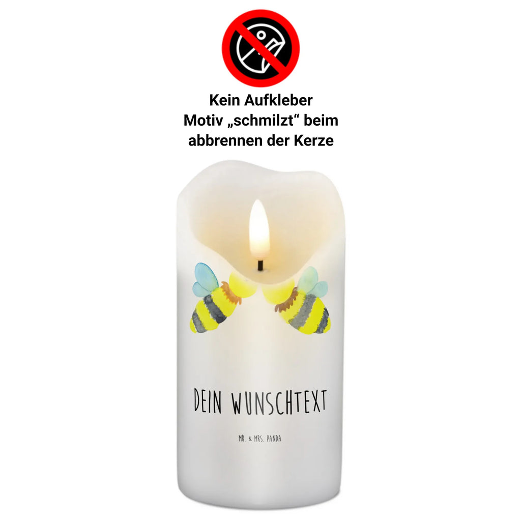 Personalisierte Kerze Biene Liebe Kerze Mit Namen, Adventskerze Mit Wunschname, Personalisierte Kerze, Sojawachskerze Mit Namensdruck, Firmungskerze Mit Wunschname, Tafelkerze Mit Wunschname, Andachtskerze Mit Namensgravur, Kerze Für Hochzeit Mit Namensgravur, Kerze Mit Spruch Und Namen, Gastgeschenk Kerze Mit Namen, Gedenkkerze Mit Namen, Tischkerze Mit Namensdruck, Stearinkerze Mit Gravur, Glas-Kerze Mit Wunschname, Schwimmkerze Mit Namen, Teelicht Mit Namensdruck, Kerzen-Set Mit Namensgravur, Taufekerze Mit Namensgravur, Votivkerze Mit Wunschname, Stabkerze Mit Gravur, Gartenkerze Mit Namen, Duftkerze Mit Namen, Laternenkerze Mit Namensdruck, Metall-Kerze Mit Namensgravur, Kerze Für Geburtstag Mit Wunschname, Trauerkerze Mit Namen, Outdoor-Kerze Mit Namensgravur, Holz-Kerze Mit Namen, LED-Kerze Mit Wunschname, Kommunionkerze Mit Namen, Stumpenkerze Mit Namensgravur, Blockkerze Mit Namensdruck, Streukerze Mit Namensdruck, Bio-Kerze Mit Wunschname, Weihnachtskerze Mit Namensgravur, Grabkerze Mit Namensgravur, Handgemachte Kerze Mit Wunschname, Fair-Trade-Kerze Mit Namensgravur, Osterkerze Mit Namen, Kerze Mit Prägung Und Wunschname, Handgegossene Kerze Mit Namen, Bienenwachskerze Mit Wunschname, Biene, Wespe, Hummel