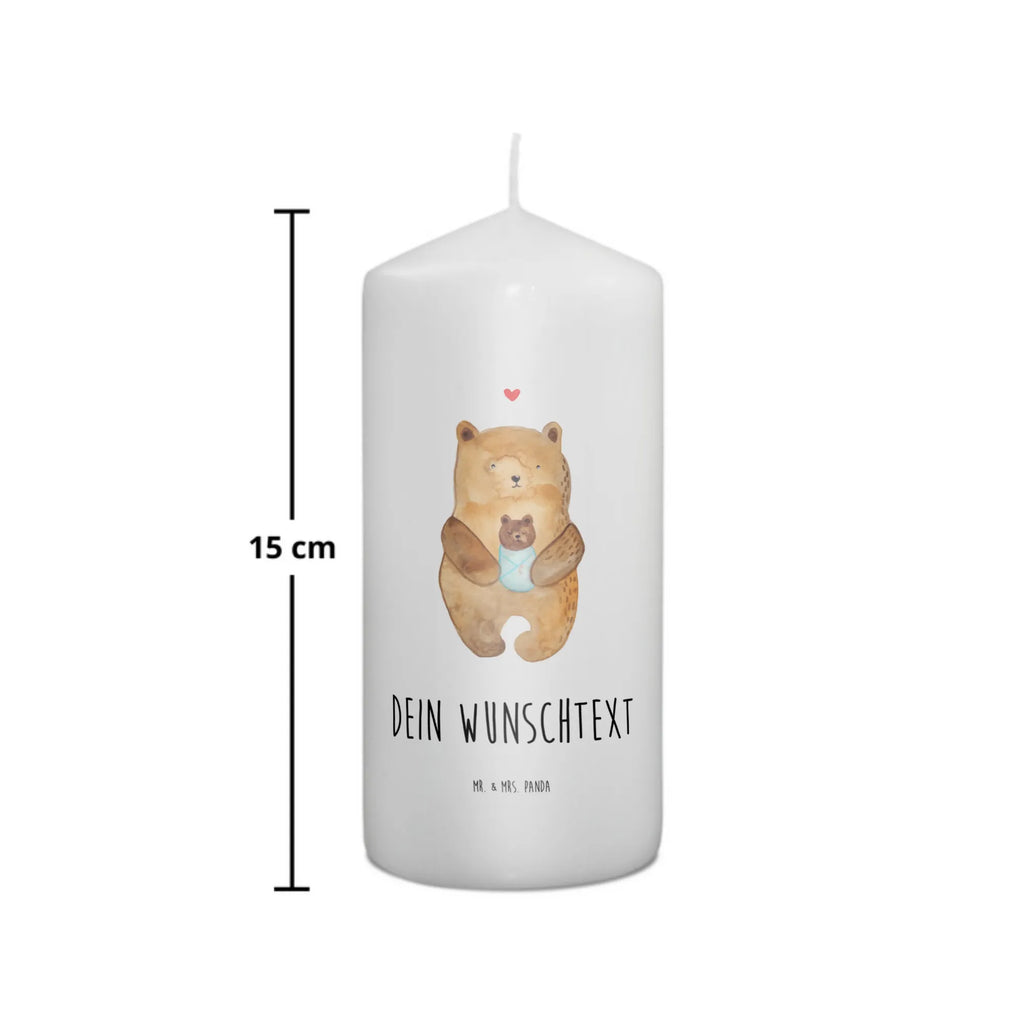 Personalisierte Kerze Bär Baby Duftkerze Mit Namen, Teelicht Mit Namensdruck, Trauerkerze Mit Namen, Kommunionkerze Mit Namen, Metall-Kerze Mit Namensgravur, Tischkerze Mit Namensdruck, Adventskerze Mit Wunschname, Bienenwachskerze Mit Wunschname, Andachtskerze Mit Namensgravur, Gastgeschenk Kerze Mit Namen, Taufekerze Mit Namensgravur, Handgegossene Kerze Mit Namen, Glas-Kerze Mit Wunschname, Blockkerze Mit Namensdruck, Tafelkerze Mit Wunschname, Grabkerze Mit Namensgravur, Schwimmkerze Mit Namen, Gartenkerze Mit Namen, Kerze Für Hochzeit Mit Namensgravur, Osterkerze Mit Namen, Personalisierte Kerze, Votivkerze Mit Wunschname, Stabkerze Mit Gravur, Fair-Trade-Kerze Mit Namensgravur, Firmungskerze Mit Wunschname, Kerzen-Set Mit Namensgravur, LED-Kerze Mit Wunschname, Sojawachskerze Mit Namensdruck, Kerze Mit Spruch Und Namen, Holz-Kerze Mit Namen, Stumpenkerze Mit Namensgravur, Handgemachte Kerze Mit Wunschname, Bio-Kerze Mit Wunschname, Outdoor-Kerze Mit Namensgravur, Kerze Für Geburtstag Mit Wunschname, Weihnachtskerze Mit Namensgravur, Streukerze Mit Namensdruck, Laternenkerze Mit Namensdruck, Gedenkkerze Mit Namen, Kerze Mit Namen, Stearinkerze Mit Gravur, Kerze Mit Prägung Und Wunschname, Bär, Teddy, Teddybär, Glückwunsch, Geburtstag, Mutter, Täufling, Nichte, Geburt, Taufe, Baby, Eltern, Enkel, Neffe, Enkelin