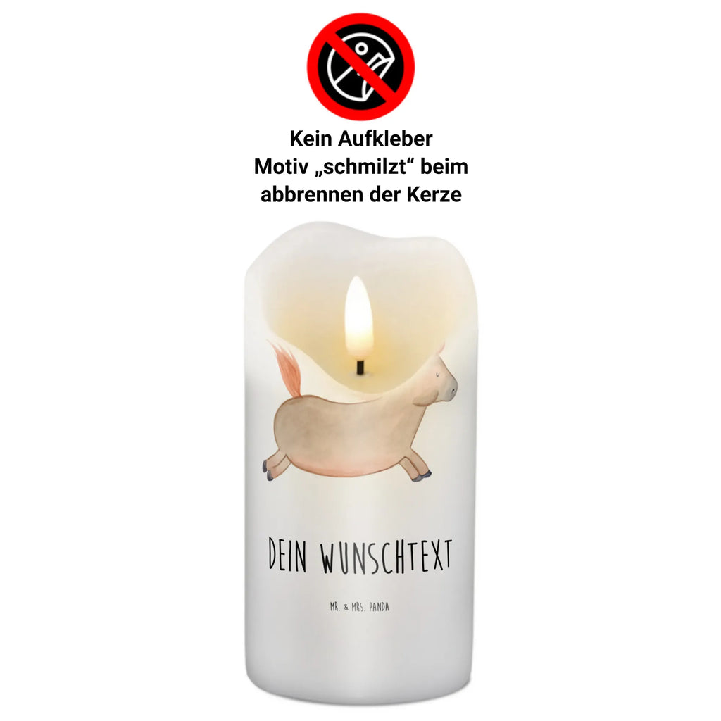 Personalised candle Horse Jump Stearinkerze Mit Gravur, Firmungskerze Mit Wunschname, Taufekerze Mit Namensgravur, Stumpenkerze Mit Namensgravur, Duftkerze Mit Namen, Grabkerze Mit Namensgravur, Blockkerze Mit Namensdruck, Fair-Trade-Kerze Mit Namensgravur, Weihnachtskerze Mit Namensgravur, Kerze Mit Prägung Und Wunschname, Tafelkerze Mit Wunschname, Osterkerze Mit Namen, Tischkerze Mit Namensdruck, Gedenkkerze Mit Namen, Kerze Für Hochzeit Mit Namensgravur, Outdoor-Kerze Mit Namensgravur, Kerzen-Set Mit Namensgravur, Gastgeschenk Kerze Mit Namen, Andachtskerze Mit Namensgravur, Stabkerze Mit Gravur, Kommunionkerze Mit Namen, Adventskerze Mit Wunschname, Handgegossene Kerze Mit Namen, Teelicht Mit Namensdruck, Handgemachte Kerze Mit Wunschname, Bio-Kerze Mit Wunschname, Bienenwachskerze Mit Wunschname, Votivkerze Mit Wunschname, Kerze Mit Namen, Sojawachskerze Mit Namensdruck, Trauerkerze Mit Namen, LED-Kerze Mit Wunschname, Laternenkerze Mit Namensdruck, Kerze Für Geburtstag Mit Wunschname, Gartenkerze Mit Namen, Holz-Kerze Mit Namen, Kerze Mit Spruch Und Namen, Schwimmkerze Mit Namen, Streukerze Mit Namensdruck, Personalisierte Kerze, Glas-Kerze Mit Wunschname, Metall-Kerze Mit Namensgravur, Bauernhof, Hoftiere, Landwirt, Landwirtin, Pferdebesitzer, Pony, Stall, Ausreiten, Reiten, Pferdestall, Pferde, Pferd