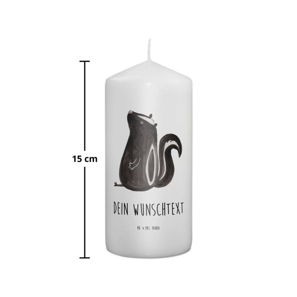 Personalizowana świeca skunks siedzenie Stumpenkerze Mit Namensgravur, Teelicht Mit Namensdruck, Kerze Für Geburtstag Mit Wunschname, Blockkerze Mit Namensdruck, Bienenwachskerze Mit Wunschname, Glas-Kerze Mit Wunschname, Kerze Für Hochzeit Mit Namensgravur, Gedenkkerze Mit Namen, Holz-Kerze Mit Namen, LED-Kerze Mit Wunschname, Personalisierte Kerze, Stabkerze Mit Gravur, Duftkerze Mit Namen, Taufekerze Mit Namensgravur, Firmungskerze Mit Wunschname, Stearinkerze Mit Gravur, Laternenkerze Mit Namensdruck, Bio-Kerze Mit Wunschname, Kerze Mit Prägung Und Wunschname, Handgemachte Kerze Mit Wunschname, Adventskerze Mit Wunschname, Trauerkerze Mit Namen, Grabkerze Mit Namensgravur, Fair-Trade-Kerze Mit Namensgravur, Streukerze Mit Namensdruck, Kommunionkerze Mit Namen, Andachtskerze Mit Namensgravur, Tafelkerze Mit Wunschname, Metall-Kerze Mit Namensgravur, Kerze Mit Namen, Outdoor-Kerze Mit Namensgravur, Weihnachtskerze Mit Namensgravur, Tischkerze Mit Namensdruck, Kerze Mit Spruch Und Namen, Gastgeschenk Kerze Mit Namen, Schwimmkerze Mit Namen, Osterkerze Mit Namen, Kerzen-Set Mit Namensgravur, Handgegossene Kerze Mit Namen, Sojawachskerze Mit Namensdruck, Votivkerze Mit Wunschname, Gartenkerze Mit Namen, Stinktier, Skunk, Raubtier, Recht, Spruch, Wildtier, Stinki, Büro, Besserwisser, Stinker