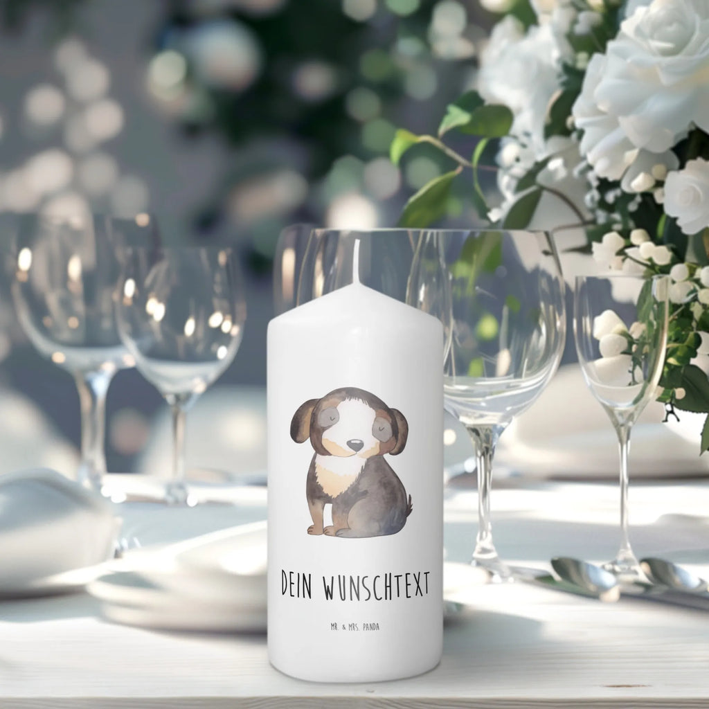 Personalisierte Kerze Hund entspannt Osterkerze Mit Namen, Stabkerze Mit Gravur, Kerze Mit Prägung Und Wunschname, Kerze Mit Spruch Und Namen, Handgegossene Kerze Mit Namen, Weihnachtskerze Mit Namensgravur, Kommunionkerze Mit Namen, Gedenkkerze Mit Namen, Laternenkerze Mit Namensdruck, Bienenwachskerze Mit Wunschname, Firmungskerze Mit Wunschname, Outdoor-Kerze Mit Namensgravur, Sojawachskerze Mit Namensdruck, Handgemachte Kerze Mit Wunschname, Teelicht Mit Namensdruck, Blockkerze Mit Namensdruck, Fair-Trade-Kerze Mit Namensgravur, Andachtskerze Mit Namensgravur, Personalisierte Kerze, Stearinkerze Mit Gravur, Bio-Kerze Mit Wunschname, Taufekerze Mit Namensgravur, Adventskerze Mit Wunschname, Votivkerze Mit Wunschname, LED-Kerze Mit Wunschname, Glas-Kerze Mit Wunschname, Tafelkerze Mit Wunschname, Kerzen-Set Mit Namensgravur, Metall-Kerze Mit Namensgravur, Grabkerze Mit Namensgravur, Kerze Für Hochzeit Mit Namensgravur, Streukerze Mit Namensdruck, Gastgeschenk Kerze Mit Namen, Gartenkerze Mit Namen, Tischkerze Mit Namensdruck, Schwimmkerze Mit Namen, Stumpenkerze Mit Namensgravur, Duftkerze Mit Namen, Holz-Kerze Mit Namen, Kerze Mit Namen, Kerze Für Geburtstag Mit Wunschname, Trauerkerze Mit Namen, Hund, Hundemotiv, Haustier, Hunderasse, Tierliebhaber, Hundebesitzer, Sprüche, Liebe, Hundeglück, Hundeliebe, schwarzer Hund