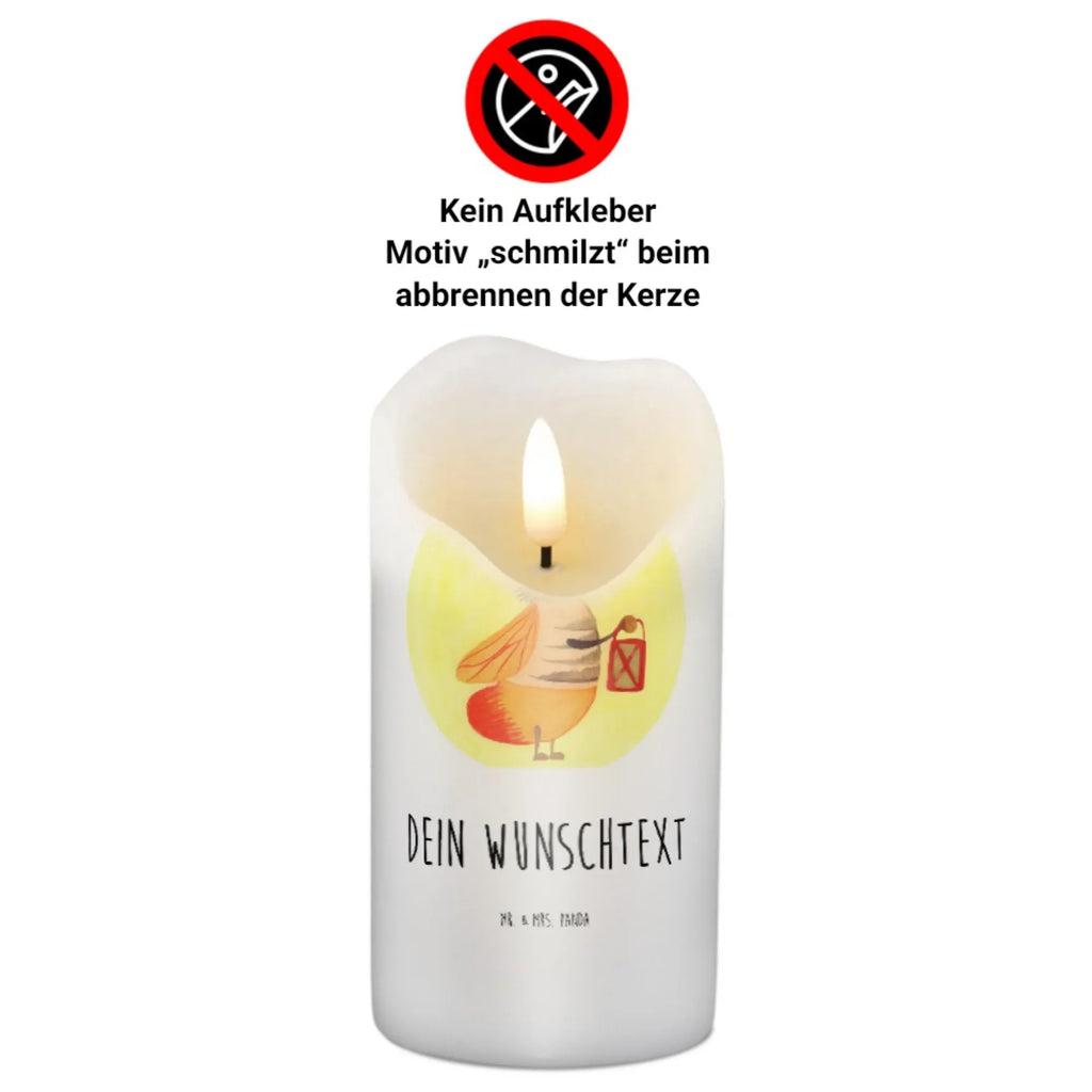 Personalisierte Kerze Glühwürmchen Kerze Mit Namen, Bienenwachskerze Mit Wunschname, Votivkerze Mit Wunschname, Handgemachte Kerze Mit Wunschname, Tischkerze Mit Namensdruck, Laternenkerze Mit Namensdruck, Sojawachskerze Mit Namensdruck, Osterkerze Mit Namen, Holz-Kerze Mit Namen, Tafelkerze Mit Wunschname, Stabkerze Mit Gravur, Personalisierte Kerze, Kerze Für Geburtstag Mit Wunschname, Adventskerze Mit Wunschname, LED-Kerze Mit Wunschname, Weihnachtskerze Mit Namensgravur, Kommunionkerze Mit Namen, Teelicht Mit Namensdruck, Schwimmkerze Mit Namen, Firmungskerze Mit Wunschname, Kerzen-Set Mit Namensgravur, Streukerze Mit Namensdruck, Kerze Mit Prägung Und Wunschname, Handgegossene Kerze Mit Namen, Stumpenkerze Mit Namensgravur, Duftkerze Mit Namen, Kerze Für Hochzeit Mit Namensgravur, Bio-Kerze Mit Wunschname, Kerze Mit Spruch Und Namen, Gedenkkerze Mit Namen, Andachtskerze Mit Namensgravur, Stearinkerze Mit Gravur, Taufekerze Mit Namensgravur, Blockkerze Mit Namensdruck, Trauerkerze Mit Namen, Glas-Kerze Mit Wunschname, Fair-Trade-Kerze Mit Namensgravur, Gastgeschenk Kerze Mit Namen, Gartenkerze Mit Namen, Outdoor-Kerze Mit Namensgravur, Grabkerze Mit Namensgravur, Metall-Kerze Mit Namensgravur, Lustige Sprüche, Tiere, Tiermotive, Gute Laune, Jahrestag, Liebe, Falter, Heiratsantrag, Lieblingsmensch, Glühwürmchen, Magisch, Liebesbeweis, Verlobung, Liebesspruch, Glühwurm, Leuchten