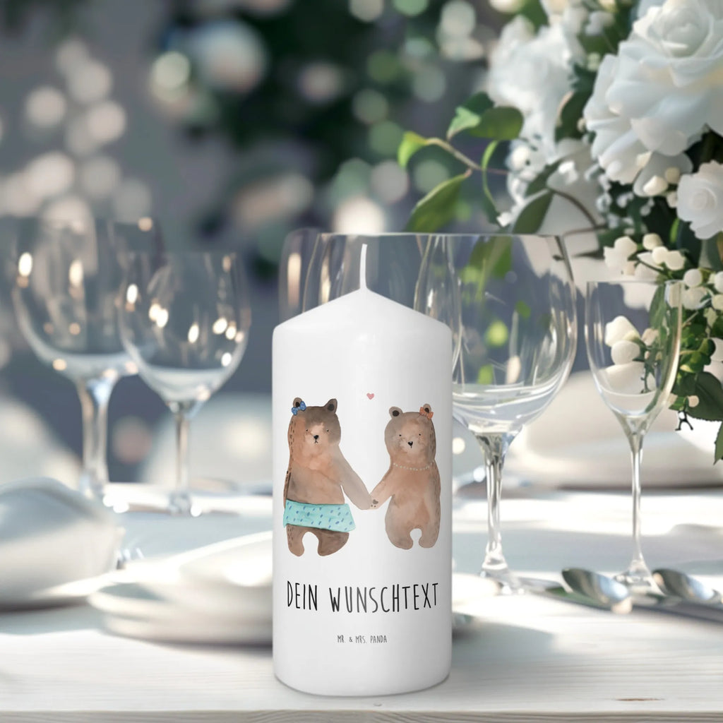 Personalizowana świeca Niedźwiedź przyjaciółka Holz-Kerze Mit Namen, Votivkerze Mit Wunschname, Streukerze Mit Namensdruck, Gartenkerze Mit Namen, Teelicht Mit Namensdruck, Personalisierte Kerze, Adventskerze Mit Wunschname, Kerze Mit Namen, Outdoor-Kerze Mit Namensgravur, Gastgeschenk Kerze Mit Namen, Stumpenkerze Mit Namensgravur, Andachtskerze Mit Namensgravur, Tafelkerze Mit Wunschname, Fair-Trade-Kerze Mit Namensgravur, Bienenwachskerze Mit Wunschname, Duftkerze Mit Namen, Weihnachtskerze Mit Namensgravur, Gedenkkerze Mit Namen, Kommunionkerze Mit Namen, Handgemachte Kerze Mit Wunschname, Laternenkerze Mit Namensdruck, Grabkerze Mit Namensgravur, Osterkerze Mit Namen, Kerze Mit Prägung Und Wunschname, Firmungskerze Mit Wunschname, Stabkerze Mit Gravur, Kerzen-Set Mit Namensgravur, Sojawachskerze Mit Namensdruck, Stearinkerze Mit Gravur, Kerze Mit Spruch Und Namen, Metall-Kerze Mit Namensgravur, Schwimmkerze Mit Namen, Kerze Für Hochzeit Mit Namensgravur, Tischkerze Mit Namensdruck, Bio-Kerze Mit Wunschname, Handgegossene Kerze Mit Namen, Kerze Für Geburtstag Mit Wunschname, Taufekerze Mit Namensgravur, LED-Kerze Mit Wunschname, Blockkerze Mit Namensdruck, Glas-Kerze Mit Wunschname, Trauerkerze Mit Namen, Teddy, Bär, Teddybär, Bär Freundin Beste Freund Liebe Liebesbeweis Verliebt Kumpel Kumpeliene