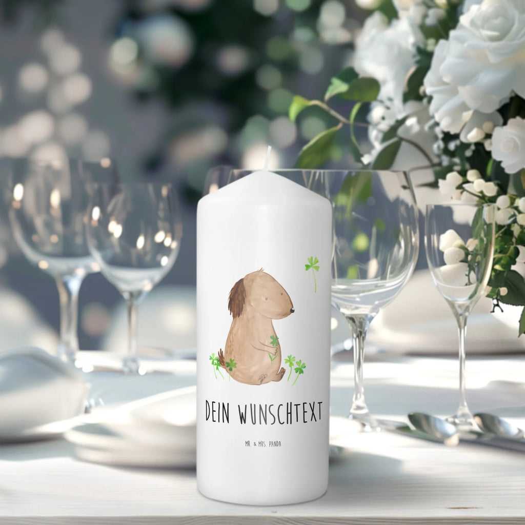 Personalizowana świeca pies koniczyna Personalisierte Kerze, Sojawachskerze Mit Namensdruck, Gedenkkerze Mit Namen, Votivkerze Mit Wunschname, Stumpenkerze Mit Namensgravur, Kerze Mit Namen, Holz-Kerze Mit Namen, Tafelkerze Mit Wunschname, Teelicht Mit Namensdruck, Glas-Kerze Mit Wunschname, Blockkerze Mit Namensdruck, LED-Kerze Mit Wunschname, Kommunionkerze Mit Namen, Bio-Kerze Mit Wunschname, Gastgeschenk Kerze Mit Namen, Tischkerze Mit Namensdruck, Firmungskerze Mit Wunschname, Handgemachte Kerze Mit Wunschname, Trauerkerze Mit Namen, Kerze Für Hochzeit Mit Namensgravur, Metall-Kerze Mit Namensgravur, Bienenwachskerze Mit Wunschname, Kerze Für Geburtstag Mit Wunschname, Andachtskerze Mit Namensgravur, Duftkerze Mit Namen, Stabkerze Mit Gravur, Streukerze Mit Namensdruck, Weihnachtskerze Mit Namensgravur, Taufekerze Mit Namensgravur, Schwimmkerze Mit Namen, Handgegossene Kerze Mit Namen, Outdoor-Kerze Mit Namensgravur, Gartenkerze Mit Namen, Kerzen-Set Mit Namensgravur, Grabkerze Mit Namensgravur, Adventskerze Mit Wunschname, Kerze Mit Spruch Und Namen, Laternenkerze Mit Namensdruck, Kerze Mit Prägung Und Wunschname, Fair-Trade-Kerze Mit Namensgravur, Stearinkerze Mit Gravur, Osterkerze Mit Namen, Sprüche, Hund, Hunderasse, Hundebesitzer, Hundemotiv, Haustier, Tierliebhaber, Motivation, Geschenk, Tagträume, Neuanfang, Glücksbringer, Glück, Selbstliebe, Kleeblatt, Achtsamkeit