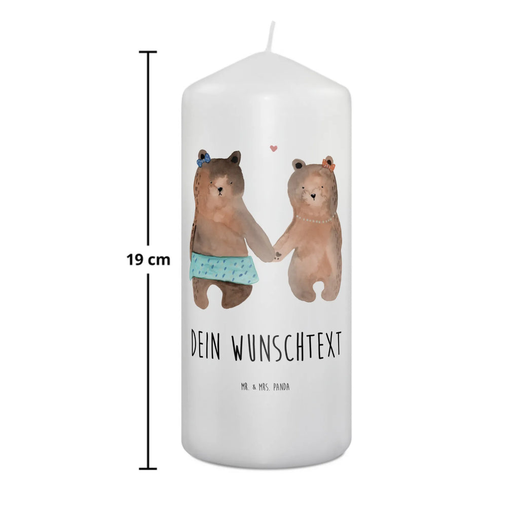 Personalizowana świeca Niedźwiedź przyjaciółka Holz-Kerze Mit Namen, Votivkerze Mit Wunschname, Streukerze Mit Namensdruck, Gartenkerze Mit Namen, Teelicht Mit Namensdruck, Personalisierte Kerze, Adventskerze Mit Wunschname, Kerze Mit Namen, Outdoor-Kerze Mit Namensgravur, Gastgeschenk Kerze Mit Namen, Stumpenkerze Mit Namensgravur, Andachtskerze Mit Namensgravur, Tafelkerze Mit Wunschname, Fair-Trade-Kerze Mit Namensgravur, Bienenwachskerze Mit Wunschname, Duftkerze Mit Namen, Weihnachtskerze Mit Namensgravur, Gedenkkerze Mit Namen, Kommunionkerze Mit Namen, Handgemachte Kerze Mit Wunschname, Laternenkerze Mit Namensdruck, Grabkerze Mit Namensgravur, Osterkerze Mit Namen, Kerze Mit Prägung Und Wunschname, Firmungskerze Mit Wunschname, Stabkerze Mit Gravur, Kerzen-Set Mit Namensgravur, Sojawachskerze Mit Namensdruck, Stearinkerze Mit Gravur, Kerze Mit Spruch Und Namen, Metall-Kerze Mit Namensgravur, Schwimmkerze Mit Namen, Kerze Für Hochzeit Mit Namensgravur, Tischkerze Mit Namensdruck, Bio-Kerze Mit Wunschname, Handgegossene Kerze Mit Namen, Kerze Für Geburtstag Mit Wunschname, Taufekerze Mit Namensgravur, LED-Kerze Mit Wunschname, Blockkerze Mit Namensdruck, Glas-Kerze Mit Wunschname, Trauerkerze Mit Namen, Teddy, Bär, Teddybär, Bär Freundin Beste Freund Liebe Liebesbeweis Verliebt Kumpel Kumpeliene