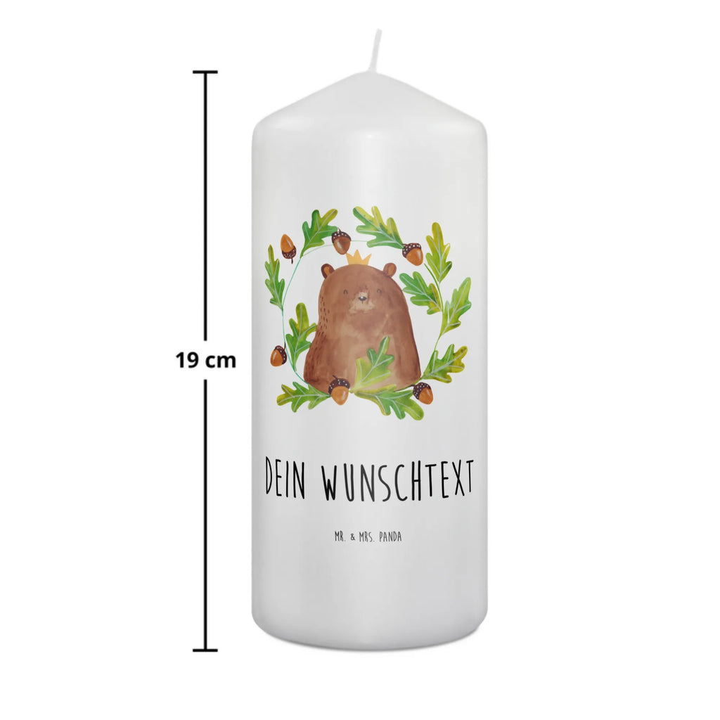 Personalised candle bear king Tischkerze Mit Namensdruck, Kerze Mit Prägung Und Wunschname, Votivkerze Mit Wunschname, Holz-Kerze Mit Namen, Kerze Mit Spruch Und Namen, Weihnachtskerze Mit Namensgravur, Adventskerze Mit Wunschname, Kommunionkerze Mit Namen, Fair-Trade-Kerze Mit Namensgravur, Kerze Mit Namen, Teelicht Mit Namensdruck, Bienenwachskerze Mit Wunschname, Andachtskerze Mit Namensgravur, Kerze Für Geburtstag Mit Wunschname, Outdoor-Kerze Mit Namensgravur, Stearinkerze Mit Gravur, Stabkerze Mit Gravur, Gastgeschenk Kerze Mit Namen, Handgegossene Kerze Mit Namen, Handgemachte Kerze Mit Wunschname, Bio-Kerze Mit Wunschname, Trauerkerze Mit Namen, Schwimmkerze Mit Namen, Firmungskerze Mit Wunschname, Kerzen-Set Mit Namensgravur, Glas-Kerze Mit Wunschname, Gedenkkerze Mit Namen, Laternenkerze Mit Namensdruck, Tafelkerze Mit Wunschname, Duftkerze Mit Namen, LED-Kerze Mit Wunschname, Metall-Kerze Mit Namensgravur, Taufekerze Mit Namensgravur, Stumpenkerze Mit Namensgravur, Personalisierte Kerze, Kerze Für Hochzeit Mit Namensgravur, Grabkerze Mit Namensgravur, Sojawachskerze Mit Namensdruck, Streukerze Mit Namensdruck, Gartenkerze Mit Namen, Osterkerze Mit Namen, Blockkerze Mit Namensdruck, Bär, Teddy, Teddybär, Vatertag, Papa Bär, Vater, Papa, weltbester Papa, Papi, Dad, bester Papa, Daddy, bester Vater