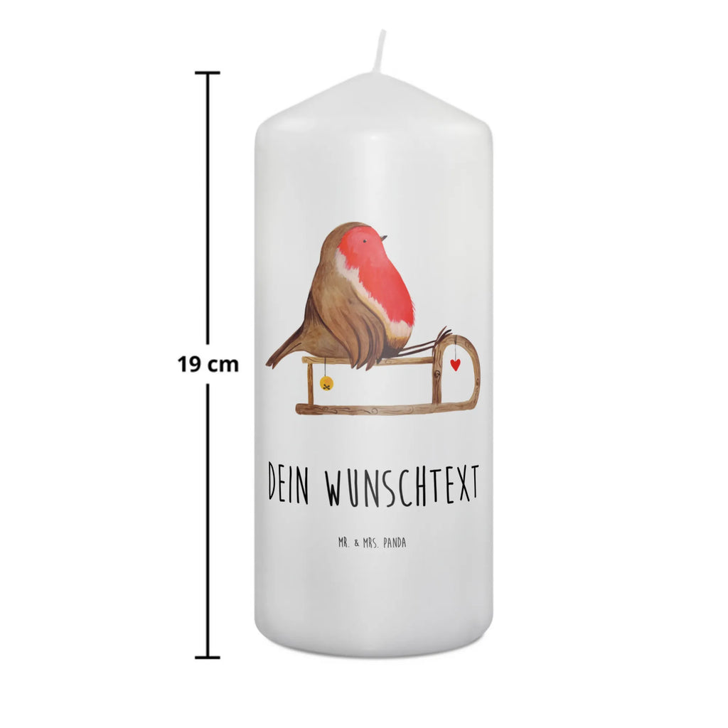 Personalised candle robin Sleds Glas-Kerze Mit Wunschname, Tafelkerze Mit Wunschname, Handgegossene Kerze Mit Namen, Laternenkerze Mit Namensdruck, Bio-Kerze Mit Wunschname, Osterkerze Mit Namen, Handgemachte Kerze Mit Wunschname, Andachtskerze Mit Namensgravur, Kerze Mit Namen, Blockkerze Mit Namensdruck, Trauerkerze Mit Namen, Sojawachskerze Mit Namensdruck, Streukerze Mit Namensdruck, Kerze Mit Prägung Und Wunschname, Firmungskerze Mit Wunschname, Grabkerze Mit Namensgravur, Gartenkerze Mit Namen, Stumpenkerze Mit Namensgravur, Outdoor-Kerze Mit Namensgravur, Stearinkerze Mit Gravur, Votivkerze Mit Wunschname, Kerzen-Set Mit Namensgravur, LED-Kerze Mit Wunschname, Duftkerze Mit Namen, Stabkerze Mit Gravur, Gastgeschenk Kerze Mit Namen, Kerze Für Geburtstag Mit Wunschname, Bienenwachskerze Mit Wunschname, Taufekerze Mit Namensgravur, Tischkerze Mit Namensdruck, Holz-Kerze Mit Namen, Kommunionkerze Mit Namen, Fair-Trade-Kerze Mit Namensgravur, Weihnachtskerze Mit Namensgravur, Schwimmkerze Mit Namen, Kerze Mit Spruch Und Namen, Kerze Für Hochzeit Mit Namensgravur, Adventskerze Mit Wunschname, Metall-Kerze Mit Namensgravur, Personalisierte Kerze, Teelicht Mit Namensdruck, Gedenkkerze Mit Namen, Winter, Weihnachten, Weihnachtsdeko, Nikolaus, Advent, Heiligabend, Wintermotiv, Schlitten, Vogel