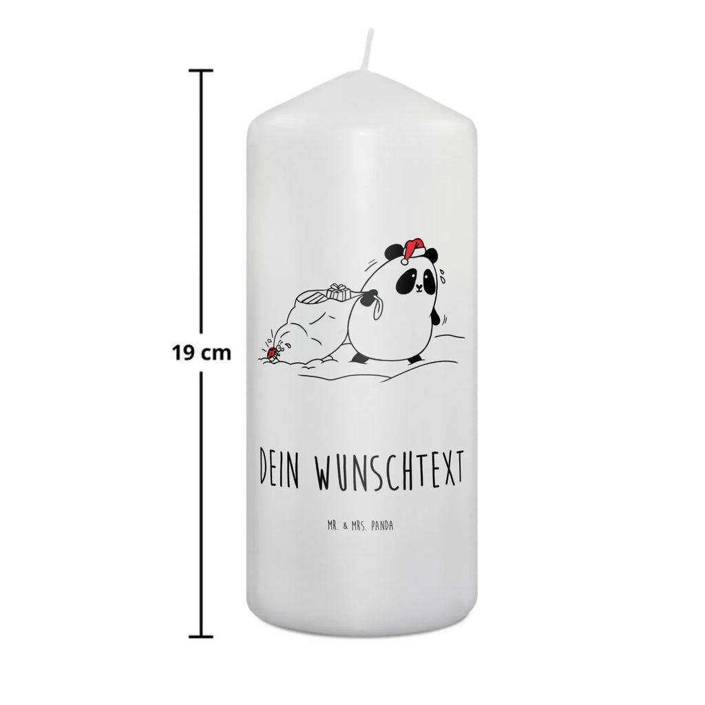 Personalised candle Panda Christmas Grabkerze Mit Namensgravur, Adventskerze Mit Wunschname, Taufekerze Mit Namensgravur, Tischkerze Mit Namensdruck, Gedenkkerze Mit Namen, Trauerkerze Mit Namen, Handgegossene Kerze Mit Namen, Fair-Trade-Kerze Mit Namensgravur, Kerzen-Set Mit Namensgravur, Tafelkerze Mit Wunschname, Teelicht Mit Namensdruck, Holz-Kerze Mit Namen, Osterkerze Mit Namen, Votivkerze Mit Wunschname, Outdoor-Kerze Mit Namensgravur, Metall-Kerze Mit Namensgravur, Firmungskerze Mit Wunschname, Laternenkerze Mit Namensdruck, Kommunionkerze Mit Namen, Kerze Für Geburtstag Mit Wunschname, Andachtskerze Mit Namensgravur, Gartenkerze Mit Namen, Stearinkerze Mit Gravur, Handgemachte Kerze Mit Wunschname, Glas-Kerze Mit Wunschname, Bio-Kerze Mit Wunschname, Personalisierte Kerze, Sojawachskerze Mit Namensdruck, Kerze Mit Spruch Und Namen, Kerze Mit Namen, Blockkerze Mit Namensdruck, Kerze Für Hochzeit Mit Namensgravur, Streukerze Mit Namensdruck, Stabkerze Mit Gravur, Bienenwachskerze Mit Wunschname, Stumpenkerze Mit Namensgravur, Duftkerze Mit Namen, Weihnachtskerze Mit Namensgravur, Gastgeschenk Kerze Mit Namen, LED-Kerze Mit Wunschname, Kerze Mit Prägung Und Wunschname, Schwimmkerze Mit Namen