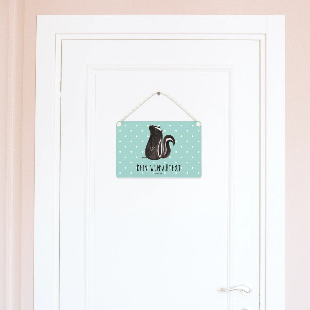 Personalisiertes Deko Schild Stinktier Sitzen Holzschild Mit Wunschtext, Kleines Deko Schild Mit Wunschtext, Türschild Familie, Holztafel, Deko Schild Für Flur Mit Gravur, Deko Schild Mit Namen, Schild mit Spruch, Deko Schild Mit Spruch, Geschenkidee Deko Schild Mit Text, Liebevoll Gestaltetes Deko Schild Mit Wunschtext, Dekoschild Personalisiert, Vintage Deko Schild Mit Gravur, Personalisiertes Deko Schild, Metallschild Personalisiert, Deko Schild Für Freunde Mit Namen, Schild Mit Botschaft, Lustiges Deko Schild Mit Wunschtext, Deko Schild Für Balkon Mit Namen, Badschild, Türschild Mit Namen, Shabby Chic Schild Mit Wunschtext, Deko Schild Mit Wunschtext, Deko Schild Mit Blumenmotiv Und Gravur, Deko Schild Für Küche Personalisiert, Deko Schild Für Wohnzimmer Mit Wunschtext, Deko Schild Für Garten Mit Wunschtext, Küchenschild, Schild Zum Aufstellen Mit Wunschtext, Großes Deko Schild Personalisiert, Schild Mit Individuellem Text, Landhausstil Schild Mit Namen, Modernes Deko Schild Mit Text, Wandschild Mit Text, Schild Zum Hinstellen Mit Text, Deko Schild Für Familie Mit Text, Deko Schild Selbst Gestalten, Deko Schild Als Geschenk Personalisiert, Spruchschild Mit Wunschtext, Deko Schild Mit Gravur, Deko Wandtafel Mit Namen, Rustikales Deko Schild Personalisiert, Deko Schild Mit Herz Und Text, Stinktier, Skunk, Büro, Wildtier, Stinki, Besserwisser, Stinker, Raubtier, Spruch, Recht