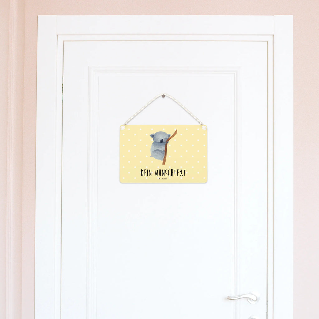 Personalisiertes Deko Schild Koalabär Deko Schild Mit Herz Und Text, Lustiges Deko Schild Mit Wunschtext, Spruchschild Mit Wunschtext, Deko Schild Selbst Gestalten, Deko Schild Für Garten Mit Wunschtext, Vintage Deko Schild Mit Gravur, Liebevoll Gestaltetes Deko Schild Mit Wunschtext, Deko Schild Für Familie Mit Text, Türschild Familie, Modernes Deko Schild Mit Text, Badschild, Deko Schild Für Flur Mit Gravur, Deko Schild Mit Spruch, Deko Schild Für Freunde Mit Namen, Deko Schild Mit Wunschtext, Deko Schild Für Balkon Mit Namen, Dekoschild Personalisiert, Deko Schild Mit Blumenmotiv Und Gravur, Deko Schild Als Geschenk Personalisiert, Türschild Mit Namen, Shabby Chic Schild Mit Wunschtext, Schild Mit Botschaft, Schild Zum Aufstellen Mit Wunschtext, Deko Schild Für Küche Personalisiert, Deko Schild Für Wohnzimmer Mit Wunschtext, Deko Schild Mit Namen, Schild Mit Individuellem Text, Geschenkidee Deko Schild Mit Text, Landhausstil Schild Mit Namen, Holztafel, Kleines Deko Schild Mit Wunschtext, Küchenschild, Holzschild Mit Wunschtext, Personalisiertes Deko Schild, Wandschild Mit Text, Schild mit Spruch, Deko Wandtafel Mit Namen, Deko Schild Mit Gravur, Metallschild Personalisiert, Schild Zum Hinstellen Mit Text, Rustikales Deko Schild Personalisiert, Großes Deko Schild Personalisiert, Lustige Sprüche, Tiermotive, Gute Laune, Tiere, Bär, Träumen, schlafen, Koala, Traumland, Schlafzimmer, Koalabär, Traum