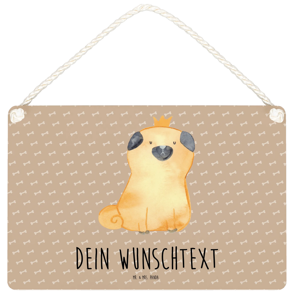 Personalisiertes Deko Schild Mops Krone Liebevoll Gestaltetes Deko Schild Mit Wunschtext, Shabby Chic Schild Mit Wunschtext, Großes Deko Schild Personalisiert, Holzschild Mit Wunschtext, Vintage Deko Schild Mit Gravur, Schild Zum Hinstellen Mit Text, Deko Schild Mit Namen, Schild mit Spruch, Küchenschild, Deko Schild Mit Blumenmotiv Und Gravur, Deko Schild Für Garten Mit Wunschtext, Badschild, Deko Schild Als Geschenk Personalisiert, Deko Schild Für Flur Mit Gravur, Deko Schild Für Balkon Mit Namen, Schild Zum Aufstellen Mit Wunschtext, Deko Schild Mit Herz Und Text, Deko Schild Mit Wunschtext, Holztafel, Türschild Familie, Spruchschild Mit Wunschtext, Lustiges Deko Schild Mit Wunschtext, Schild Mit Botschaft, Türschild Mit Namen, Modernes Deko Schild Mit Text, Geschenkidee Deko Schild Mit Text, Deko Schild Selbst Gestalten, Deko Schild Für Küche Personalisiert, Wandschild Mit Text, Deko Schild Mit Gravur, Personalisiertes Deko Schild, Metallschild Personalisiert, Kleines Deko Schild Mit Wunschtext, Deko Schild Mit Spruch, Landhausstil Schild Mit Namen, Deko Wandtafel Mit Namen, Schild Mit Individuellem Text, Dekoschild Personalisiert, Rustikales Deko Schild Personalisiert, Deko Schild Für Familie Mit Text, Deko Schild Für Wohnzimmer Mit Wunschtext, Deko Schild Für Freunde Mit Namen, Sprüche, Hunderasse, Hundebesitzer, Hundemotiv, Haustier, Hund, Tierliebhaber, Kinderlos, Mops, Hundebesitzer. Spruch, Lustig, Allergisch, Hausregel