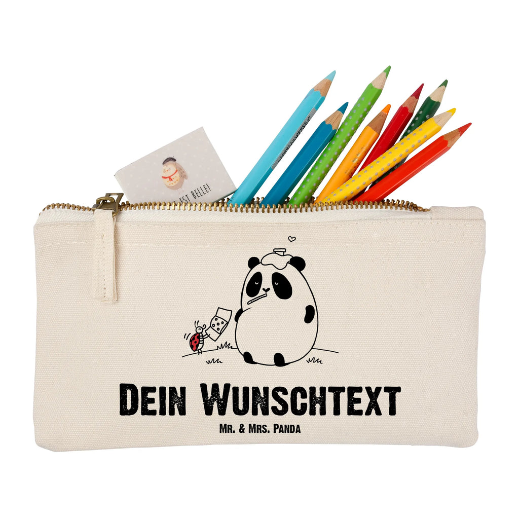 Personalisierte Schminktasche Panda Gute Besserung Schminktasche Mit Muster Und Namen, Schminktasche Zum Aufhängen Mit Name, Schminktasche Blumen Mit Initialen, Kosmetiktasche Für Handtasche Personalisiert, Schminktasche Nachhaltig Mit Wunschtext, Schminktasche Groß Mit Wunschtext, Personalisierte Schminktasche, Schminkbeutel Mit Gravur, Schminktasche Klein Personalisiert, Schminktasche Geschenk Personalisiert, Aufbewahrung Für Schminke Mit Namen, Schminktasche Für Mädchen Mit Wunschtext, Schminktäschchen Mit Initialen, Make-Up Tasche Mit Name, Stiftetasche mit Wunschtext, Schminktasche Für Teenager Mit Namen, Schminktasche Mit Namen, Stifteaufbewahrung Personalisiert, Schminktasche Mit Wunschtext, Schminktasche Für Unterwegs Mit Wunschtext, Schminktasche Leder Mit Gravur, Kosmetiktasche Zum Mitnehmen Mit Namen, Kosmetiktasche Personalisiert, Kosmetiktasche Organizer Mit Wunschtext, Schminktasche Reise Mit Namen, Kulturbeutel Damen Personalisiert, Schminktasche Mit Reißverschluss Und Namen, Schminktasche Mit Fächern Personalisiert, Schminktasche Tiermotiv Mit Namen, Reise-Kosmetiktasche Mit Name, Schminktasche Für Unterwegs Mit Personalisierung, Kosmetiktasche Damen Mit Namen, Schminktasche Stoff Mit Namen