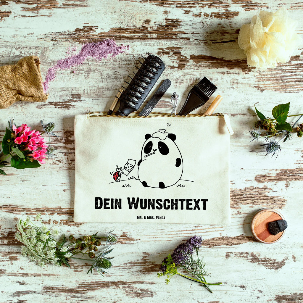 Personalisierte Schminktasche Panda Gute Besserung Schminktasche Mit Muster Und Namen, Schminktasche Zum Aufhängen Mit Name, Schminktasche Blumen Mit Initialen, Kosmetiktasche Für Handtasche Personalisiert, Schminktasche Nachhaltig Mit Wunschtext, Schminktasche Groß Mit Wunschtext, Personalisierte Schminktasche, Schminkbeutel Mit Gravur, Schminktasche Klein Personalisiert, Schminktasche Geschenk Personalisiert, Aufbewahrung Für Schminke Mit Namen, Schminktasche Für Mädchen Mit Wunschtext, Schminktäschchen Mit Initialen, Make-Up Tasche Mit Name, Stiftetasche mit Wunschtext, Schminktasche Für Teenager Mit Namen, Schminktasche Mit Namen, Stifteaufbewahrung Personalisiert, Schminktasche Mit Wunschtext, Schminktasche Für Unterwegs Mit Wunschtext, Schminktasche Leder Mit Gravur, Kosmetiktasche Zum Mitnehmen Mit Namen, Kosmetiktasche Personalisiert, Kosmetiktasche Organizer Mit Wunschtext, Schminktasche Reise Mit Namen, Kulturbeutel Damen Personalisiert, Schminktasche Mit Reißverschluss Und Namen, Schminktasche Mit Fächern Personalisiert, Schminktasche Tiermotiv Mit Namen, Reise-Kosmetiktasche Mit Name, Schminktasche Für Unterwegs Mit Personalisierung, Kosmetiktasche Damen Mit Namen, Schminktasche Stoff Mit Namen