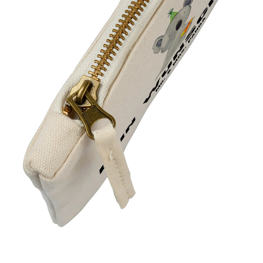 Personalisierte Schminktasche Koala Geschenk Kosmetiktasche Organizer Mit Wunschtext, Kosmetiktasche Zum Mitnehmen Mit Namen, Schminktasche Blumen Mit Initialen, Aufbewahrung Für Schminke Mit Namen, Schminktasche Zum Aufhängen Mit Name, Schminktasche Für Teenager Mit Namen, Schminktasche Mit Wunschtext, Schminkbeutel Mit Gravur, Schminktasche Leder Mit Gravur, Schminktasche Mit Fächern Personalisiert, Schminktasche Mit Muster Und Namen, Schminktasche Nachhaltig Mit Wunschtext, Schminktasche Geschenk Personalisiert, Schminktasche Groß Mit Wunschtext, Kosmetiktasche Personalisiert, Kosmetiktasche Damen Mit Namen, Schminktäschchen Mit Initialen, Schminktasche Reise Mit Namen, Schminktasche Mit Reißverschluss Und Namen, Personalisierte Schminktasche, Schminktasche Klein Personalisiert, Schminktasche Für Unterwegs Mit Personalisierung, Stiftetasche mit Wunschtext, Schminktasche Für Mädchen Mit Wunschtext, Schminktasche Für Unterwegs Mit Wunschtext, Schminktasche Mit Namen, Schminktasche Tiermotiv Mit Namen, Schminktasche Stoff Mit Namen, Reise-Kosmetiktasche Mit Name, Kosmetiktasche Für Handtasche Personalisiert, Make-Up Tasche Mit Name, Kulturbeutel Damen Personalisiert, Stifteaufbewahrung Personalisiert, Koala, Koalabär, Geburtstag, Geschenk, Party