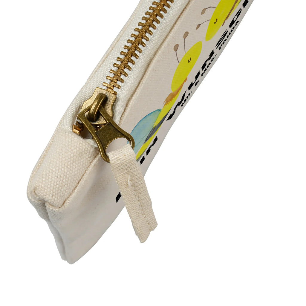 Personalised make-up bag bee Love Schminktasche Mit Namen, Schminktasche Leder Mit Gravur, Kosmetiktasche Personalisiert, Kosmetiktasche Damen Mit Namen, Kulturbeutel Damen Personalisiert, Make-Up Tasche Mit Name, Schminktasche Reise Mit Namen, Schminktasche Tiermotiv Mit Namen, Schminktasche Stoff Mit Namen, Schminktasche Mit Wunschtext, Schminktasche Für Mädchen Mit Wunschtext, Schminktasche Nachhaltig Mit Wunschtext, Kosmetiktasche Für Handtasche Personalisiert, Schminktasche Blumen Mit Initialen, Personalisierte Schminktasche, Schminktasche Mit Muster Und Namen, Schminktasche Für Teenager Mit Namen, Schminktasche Für Unterwegs Mit Wunschtext, Aufbewahrung Für Schminke Mit Namen, Kosmetiktasche Zum Mitnehmen Mit Namen, Schminktasche Für Unterwegs Mit Personalisierung, Schminktäschchen Mit Initialen, Schminktasche Mit Fächern Personalisiert, Stiftetasche mit Wunschtext, Kosmetiktasche Organizer Mit Wunschtext, Schminktasche Geschenk Personalisiert, Schminktasche Zum Aufhängen Mit Name, Stifteaufbewahrung Personalisiert, Schminktasche Groß Mit Wunschtext, Schminktasche Klein Personalisiert, Schminkbeutel Mit Gravur, Schminktasche Mit Reißverschluss Und Namen, Reise-Kosmetiktasche Mit Name, Biene, Wespe, Hummel