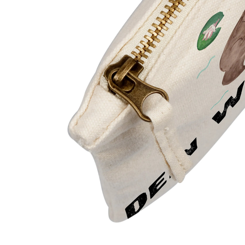 Personalisierte Schminktasche Otter Seerose Schminktasche Geschenk Personalisiert, Schminktasche Mit Wunschtext, Personalisierte Schminktasche, Schminktasche Blumen Mit Initialen, Reise-Kosmetiktasche Mit Name, Schminktasche Mit Namen, Schminktasche Mit Reißverschluss Und Namen, Kosmetiktasche Für Handtasche Personalisiert, Schminktasche Tiermotiv Mit Namen, Schminktasche Für Unterwegs Mit Personalisierung, Schminkbeutel Mit Gravur, Schminktasche Mit Fächern Personalisiert, Kosmetiktasche Organizer Mit Wunschtext, Schminktasche Mit Muster Und Namen, Schminktasche Für Teenager Mit Namen, Stifteaufbewahrung Personalisiert, Make-Up Tasche Mit Name, Schminktasche Klein Personalisiert, Kosmetiktasche Damen Mit Namen, Kosmetiktasche Zum Mitnehmen Mit Namen, Kosmetiktasche Personalisiert, Schminktasche Groß Mit Wunschtext, Schminktasche Leder Mit Gravur, Kulturbeutel Damen Personalisiert, Schminktasche Für Unterwegs Mit Wunschtext, Stiftetasche mit Wunschtext, Schminktasche Für Mädchen Mit Wunschtext, Schminktasche Stoff Mit Namen, Aufbewahrung Für Schminke Mit Namen, Schminktasche Nachhaltig Mit Wunschtext, Schminktasche Reise Mit Namen, Schminktäschchen Mit Initialen, Schminktasche Zum Aufhängen Mit Name, Otter, Fischotter, Seeotter, Otter Seeotter See Otter