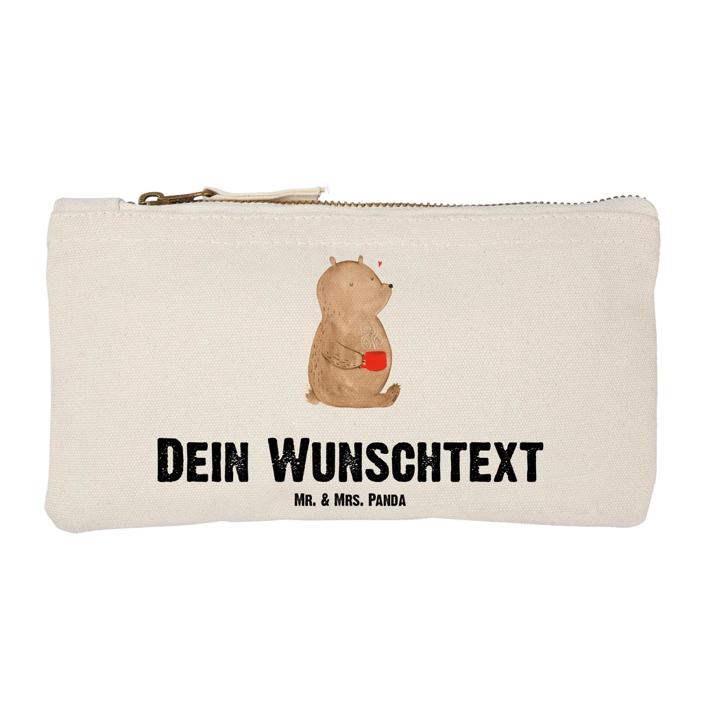 Personalisierte Schminktasche Bär Kaffee Schminktasche Geschenk Personalisiert, Kosmetiktasche Damen Mit Namen, Personalisierte Schminktasche, Stiftetasche mit Wunschtext, Schminktasche Mit Fächern Personalisiert, Schminktasche Für Unterwegs Mit Personalisierung, Schminktasche Reise Mit Namen, Schminktasche Mit Wunschtext, Schminktasche Zum Aufhängen Mit Name, Schminkbeutel Mit Gravur, Kulturbeutel Damen Personalisiert, Make-Up Tasche Mit Name, Schminktasche Stoff Mit Namen, Schminktäschchen Mit Initialen, Schminktasche Groß Mit Wunschtext, Kosmetiktasche Für Handtasche Personalisiert, Schminktasche Leder Mit Gravur, Schminktasche Tiermotiv Mit Namen, Stifteaufbewahrung Personalisiert, Aufbewahrung Für Schminke Mit Namen, Schminktasche Mit Reißverschluss Und Namen, Schminktasche Für Unterwegs Mit Wunschtext, Reise-Kosmetiktasche Mit Name, Kosmetiktasche Organizer Mit Wunschtext, Schminktasche Klein Personalisiert, Schminktasche Mit Muster Und Namen, Schminktasche Für Teenager Mit Namen, Kosmetiktasche Personalisiert, Schminktasche Für Mädchen Mit Wunschtext, Schminktasche Blumen Mit Initialen, Schminktasche Mit Namen, Schminktasche Nachhaltig Mit Wunschtext, Kosmetiktasche Zum Mitnehmen Mit Namen, Teddy, Bär, Teddybär, Bären, Guten Morgen, Welt Erobern, Coffee, Motivation, Morgenroutine, Welt Retten, Kaffee