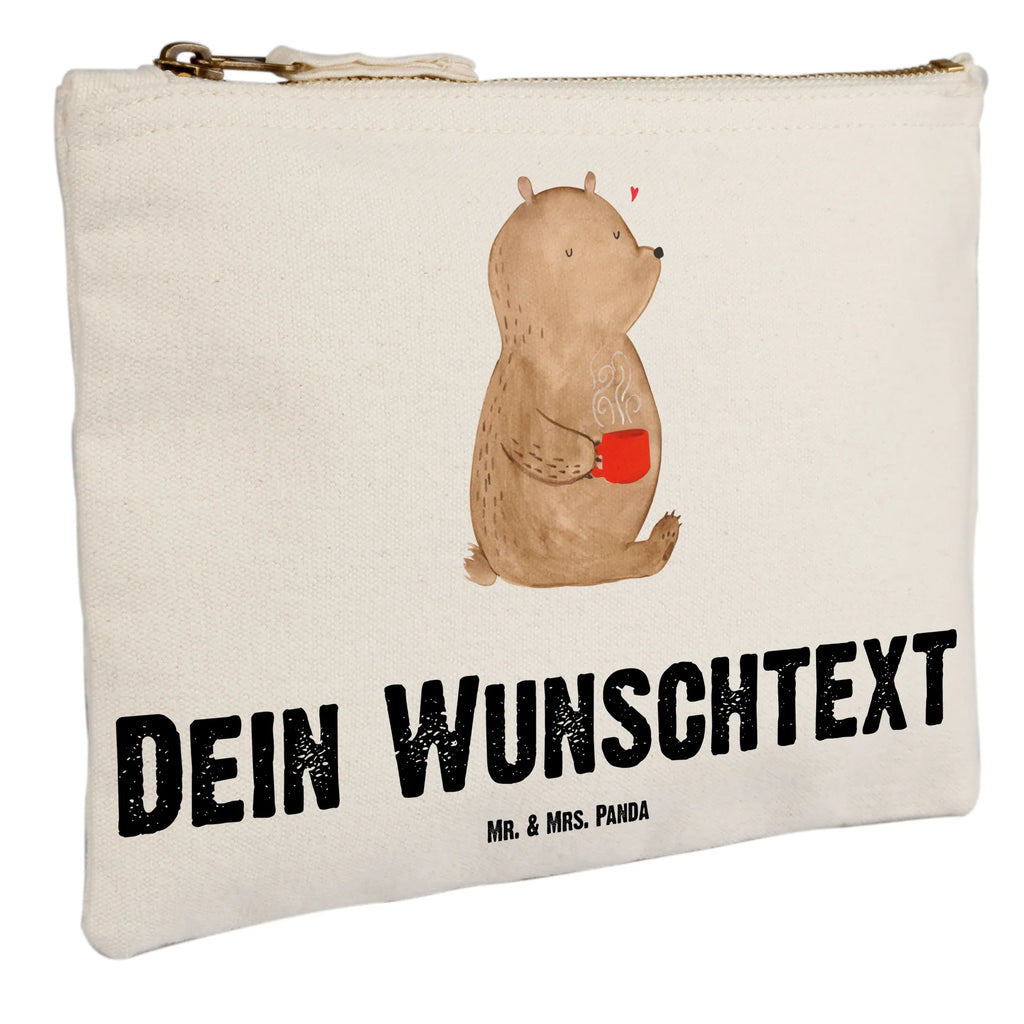 Personalisierte Schminktasche Bär Kaffee Schminktasche Geschenk Personalisiert, Kosmetiktasche Damen Mit Namen, Personalisierte Schminktasche, Stiftetasche mit Wunschtext, Schminktasche Mit Fächern Personalisiert, Schminktasche Für Unterwegs Mit Personalisierung, Schminktasche Reise Mit Namen, Schminktasche Mit Wunschtext, Schminktasche Zum Aufhängen Mit Name, Schminkbeutel Mit Gravur, Kulturbeutel Damen Personalisiert, Make-Up Tasche Mit Name, Schminktasche Stoff Mit Namen, Schminktäschchen Mit Initialen, Schminktasche Groß Mit Wunschtext, Kosmetiktasche Für Handtasche Personalisiert, Schminktasche Leder Mit Gravur, Schminktasche Tiermotiv Mit Namen, Stifteaufbewahrung Personalisiert, Aufbewahrung Für Schminke Mit Namen, Schminktasche Mit Reißverschluss Und Namen, Schminktasche Für Unterwegs Mit Wunschtext, Reise-Kosmetiktasche Mit Name, Kosmetiktasche Organizer Mit Wunschtext, Schminktasche Klein Personalisiert, Schminktasche Mit Muster Und Namen, Schminktasche Für Teenager Mit Namen, Kosmetiktasche Personalisiert, Schminktasche Für Mädchen Mit Wunschtext, Schminktasche Blumen Mit Initialen, Schminktasche Mit Namen, Schminktasche Nachhaltig Mit Wunschtext, Kosmetiktasche Zum Mitnehmen Mit Namen, Teddy, Bär, Teddybär, Bären, Guten Morgen, Welt Erobern, Coffee, Motivation, Morgenroutine, Welt Retten, Kaffee