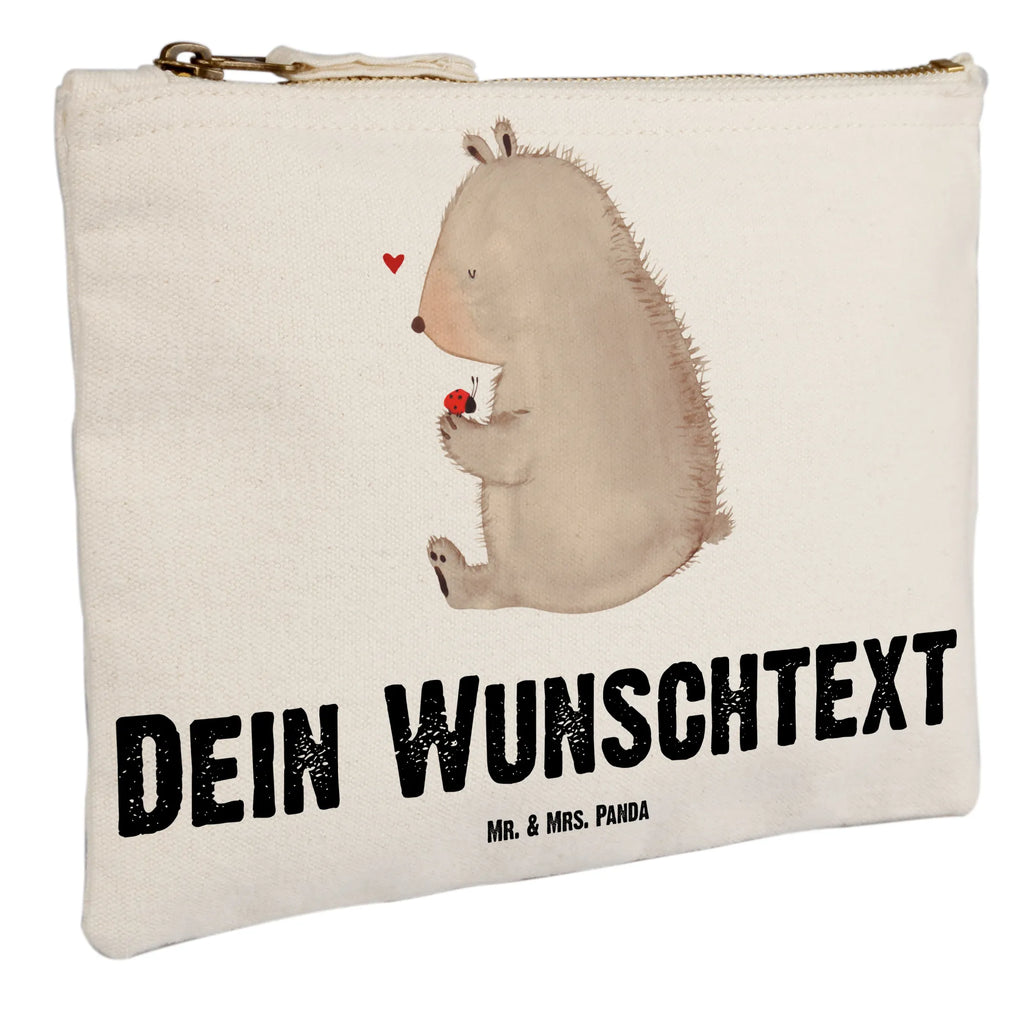 Personalisierte Schminktasche Bär Marienkäfer Kulturbeutel Damen Personalisiert, Stiftetasche mit Wunschtext, Kosmetiktasche Für Handtasche Personalisiert, Kosmetiktasche Organizer Mit Wunschtext, Schminkbeutel Mit Gravur, Schminktasche Mit Fächern Personalisiert, Schminktasche Für Unterwegs Mit Wunschtext, Schminktasche Mit Wunschtext, Schminktasche Für Mädchen Mit Wunschtext, Schminktasche Blumen Mit Initialen, Schminktasche Leder Mit Gravur, Schminktasche Zum Aufhängen Mit Name, Schminktasche Für Teenager Mit Namen, Schminktasche Klein Personalisiert, Schminktasche Mit Muster Und Namen, Stifteaufbewahrung Personalisiert, Kosmetiktasche Personalisiert, Aufbewahrung Für Schminke Mit Namen, Kosmetiktasche Damen Mit Namen, Reise-Kosmetiktasche Mit Name, Schminktasche Reise Mit Namen, Schminktasche Geschenk Personalisiert, Schminktasche Für Unterwegs Mit Personalisierung, Schminktasche Groß Mit Wunschtext, Kosmetiktasche Zum Mitnehmen Mit Namen, Schminktasche Nachhaltig Mit Wunschtext, Make-Up Tasche Mit Name, Schminktäschchen Mit Initialen, Schminktasche Stoff Mit Namen, Personalisierte Schminktasche, Schminktasche Tiermotiv Mit Namen, Schminktasche Mit Namen, Schminktasche Mit Reißverschluss Und Namen, Teddy, Bär, Teddybär, Motivation, Marienkäfer, Freiheit, Das Leben Ist schön, Liebe