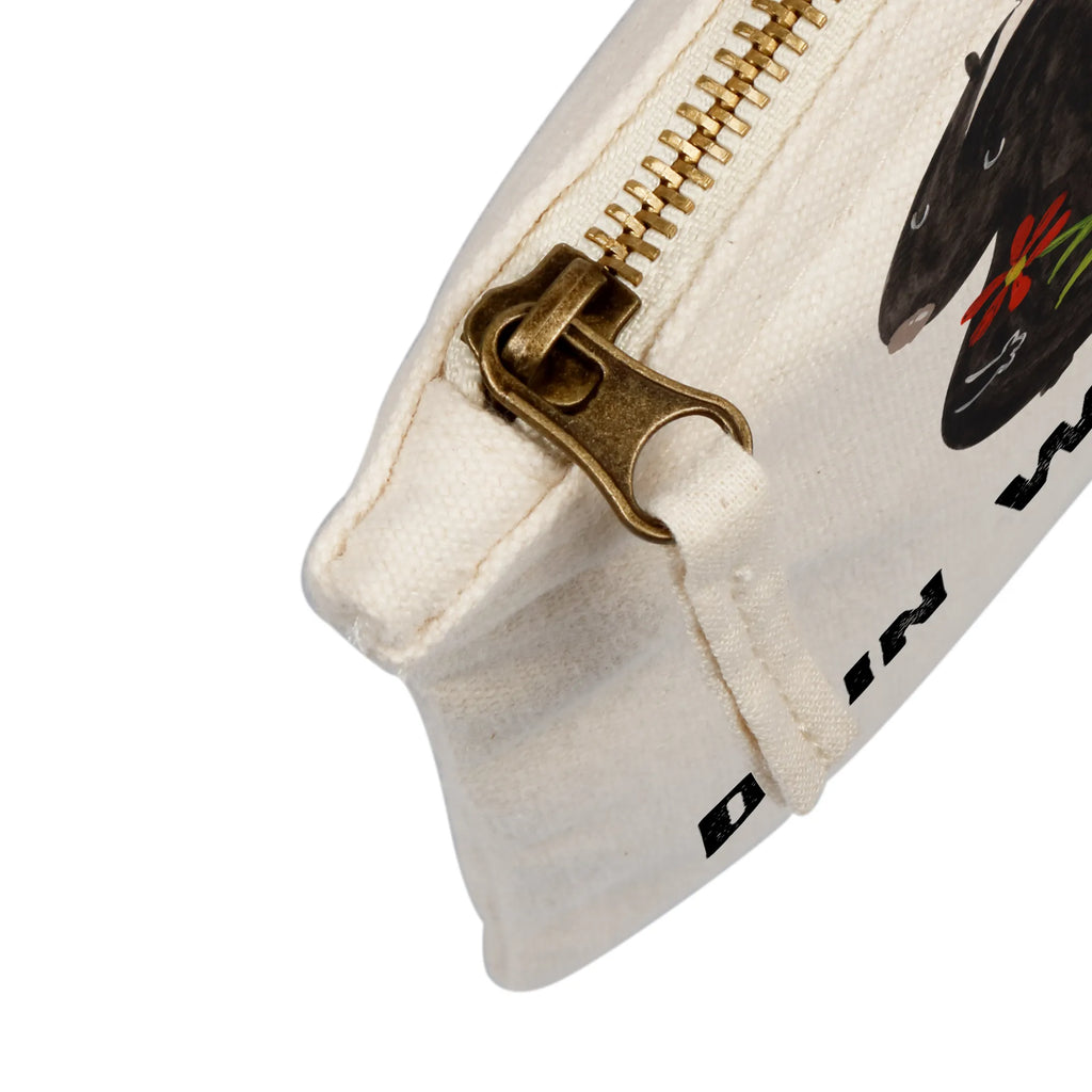 Personalised make-up bag skunk flower Aufbewahrung Für Schminke Mit Namen, Schminktasche Mit Wunschtext, Kosmetiktasche Zum Mitnehmen Mit Namen, Kosmetiktasche Für Handtasche Personalisiert, Schminktasche Klein Personalisiert, Schminktasche Zum Aufhängen Mit Name, Schminktasche Reise Mit Namen, Kosmetiktasche Damen Mit Namen, Schminktasche Mit Reißverschluss Und Namen, Schminkbeutel Mit Gravur, Schminktasche Stoff Mit Namen, Schminktasche Groß Mit Wunschtext, Schminktasche Tiermotiv Mit Namen, Kosmetiktasche Organizer Mit Wunschtext, Schminktasche Blumen Mit Initialen, Schminktasche Für Unterwegs Mit Personalisierung, Stiftetasche mit Wunschtext, Personalisierte Schminktasche, Reise-Kosmetiktasche Mit Name, Schminktasche Mit Muster Und Namen, Schminktäschchen Mit Initialen, Kosmetiktasche Personalisiert, Schminktasche Leder Mit Gravur, Schminktasche Für Teenager Mit Namen, Schminktasche Für Mädchen Mit Wunschtext, Make-Up Tasche Mit Name, Schminktasche Für Unterwegs Mit Wunschtext, Schminktasche Mit Fächern Personalisiert, Schminktasche Nachhaltig Mit Wunschtext, Schminktasche Geschenk Personalisiert, Schminktasche Mit Namen, Stifteaufbewahrung Personalisiert, Kulturbeutel Damen Personalisiert, Stinktier, Skunk, Stinker, Stinki, verträumt, Träume, Raubtier, Tagträumer, Dreams, Wildtier